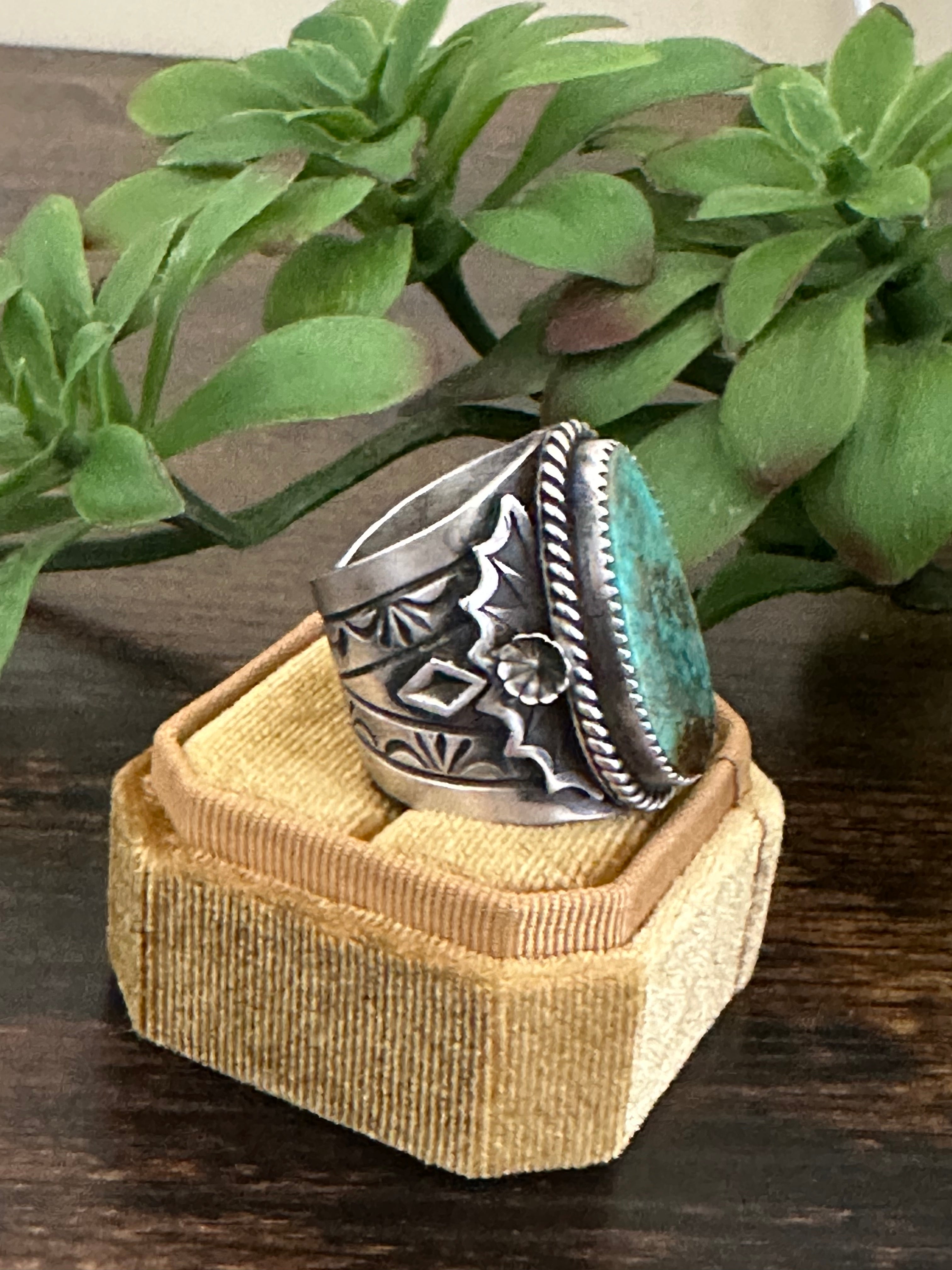 Navajo Made Royston Turquoise & Sterling Silver Ring Size 10.5