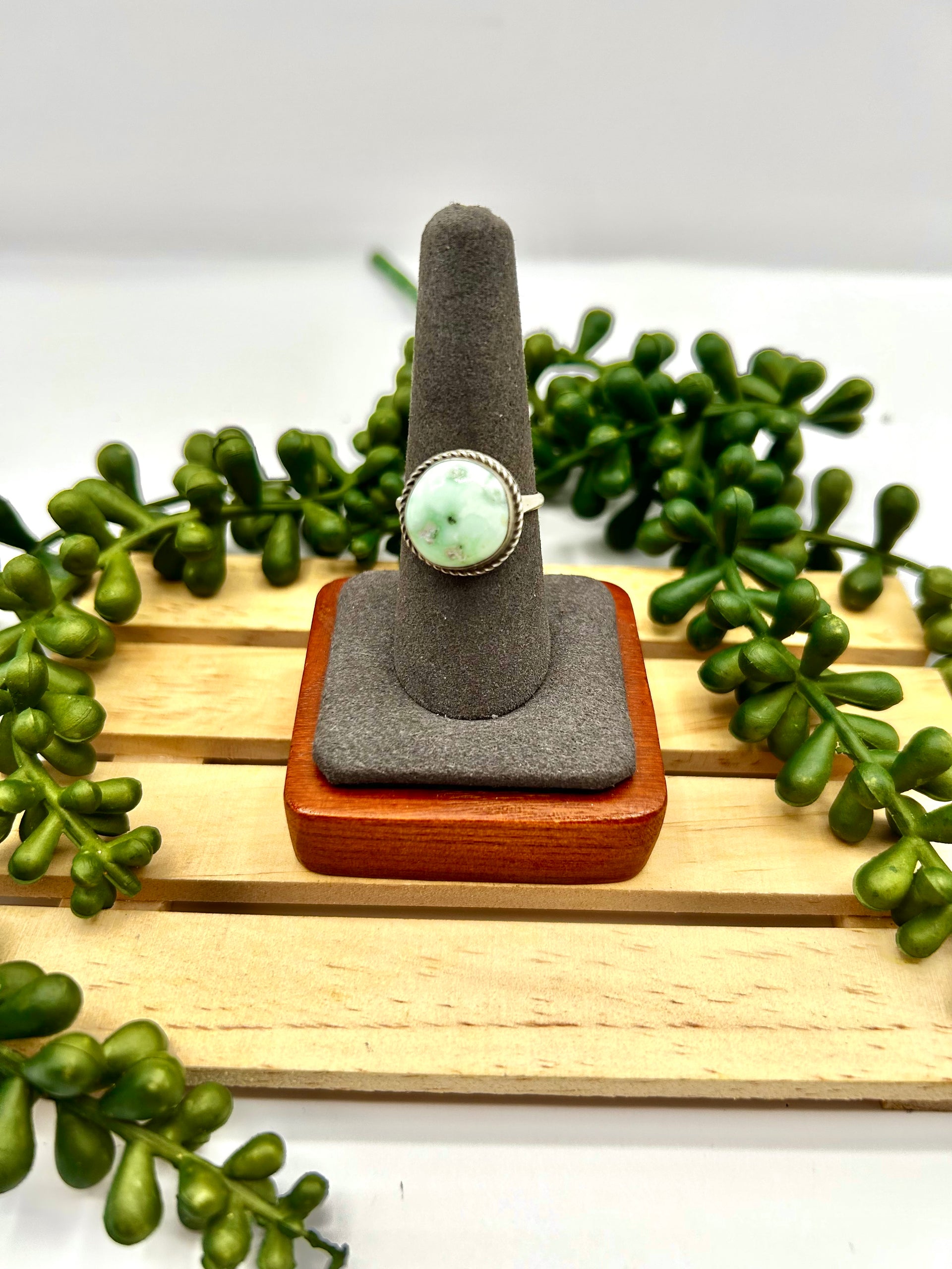 Navajo Made Palomino Variscite & Sterling Silver Ring Size 8.5