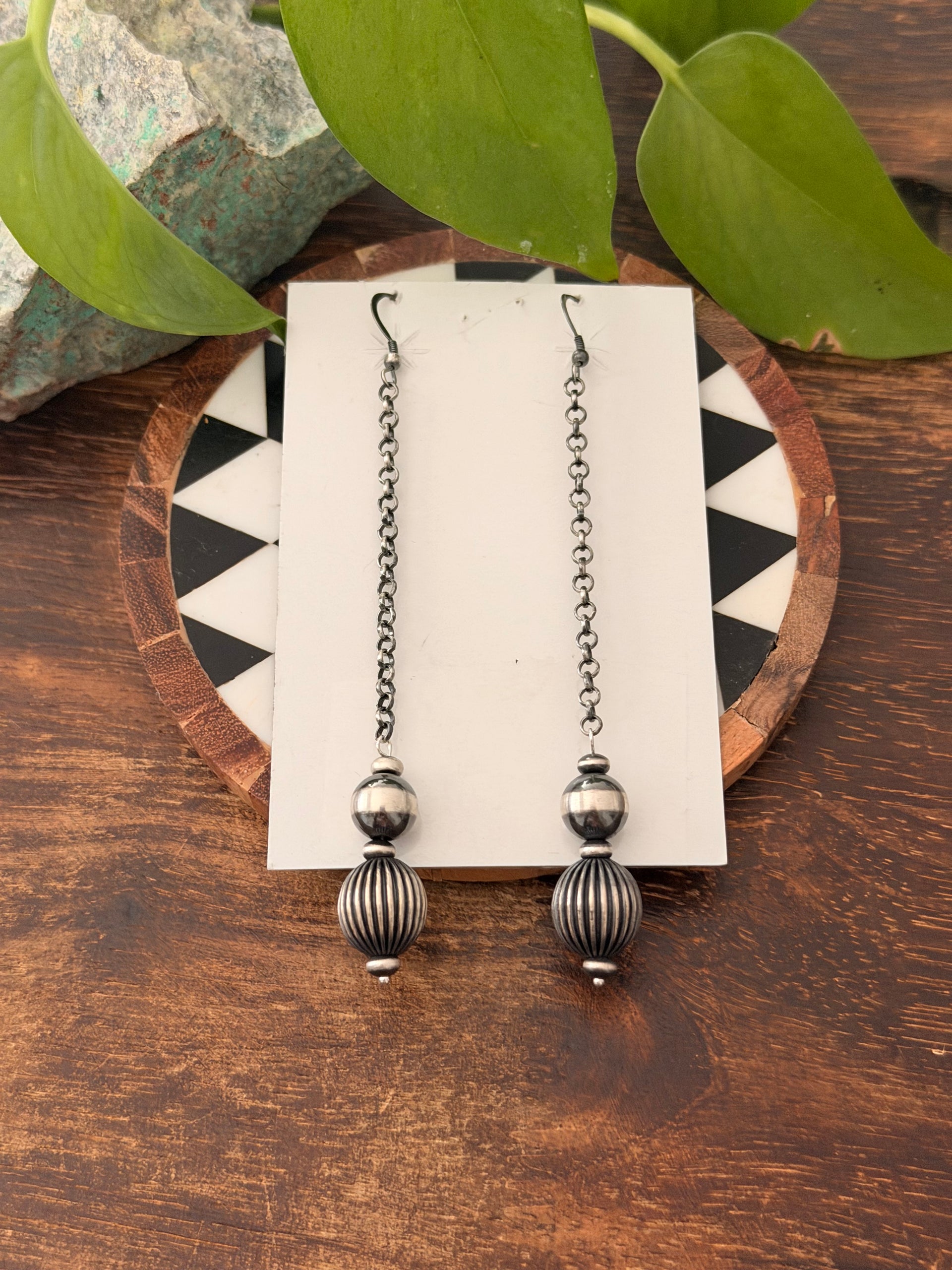 Navajo Strung Machine Made Sterling Silver Graduated Pearl Dangle Earrings
