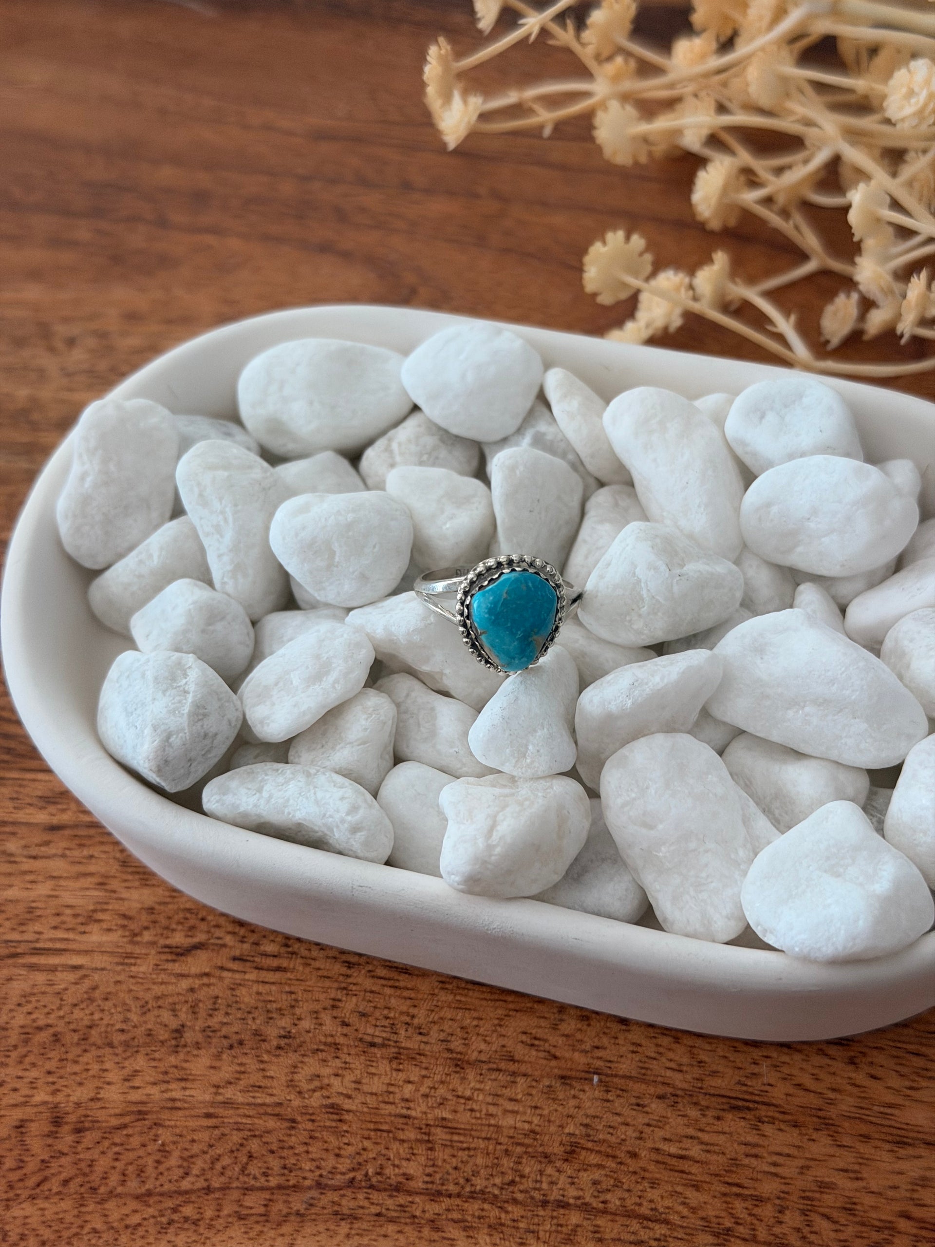 Navajo Made Kingman Turquoise & Sterling Silver Ring Size 6.25