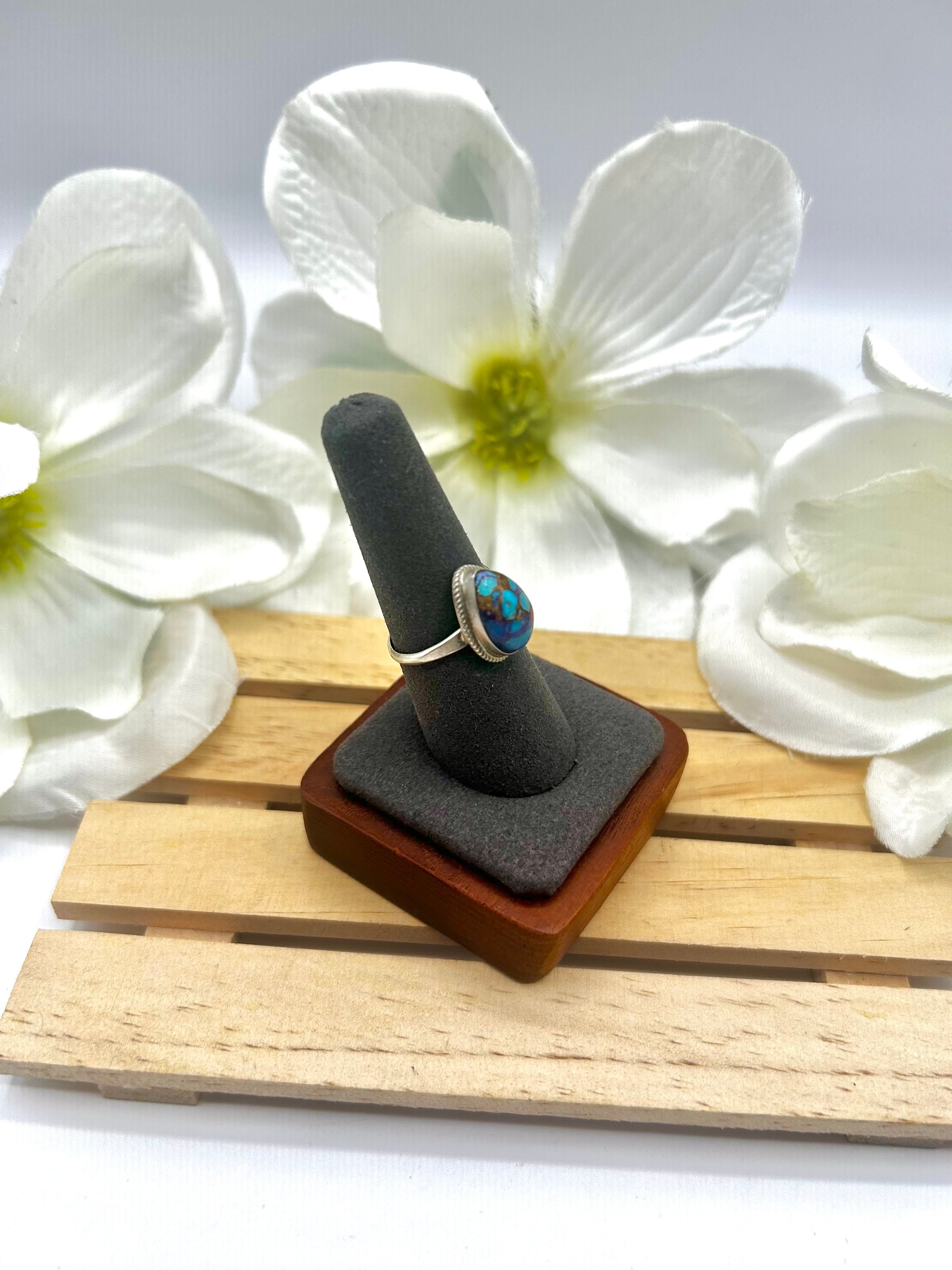 Navajo Made Mohave Turquoise & Sterling Silver Ring Size 8.5