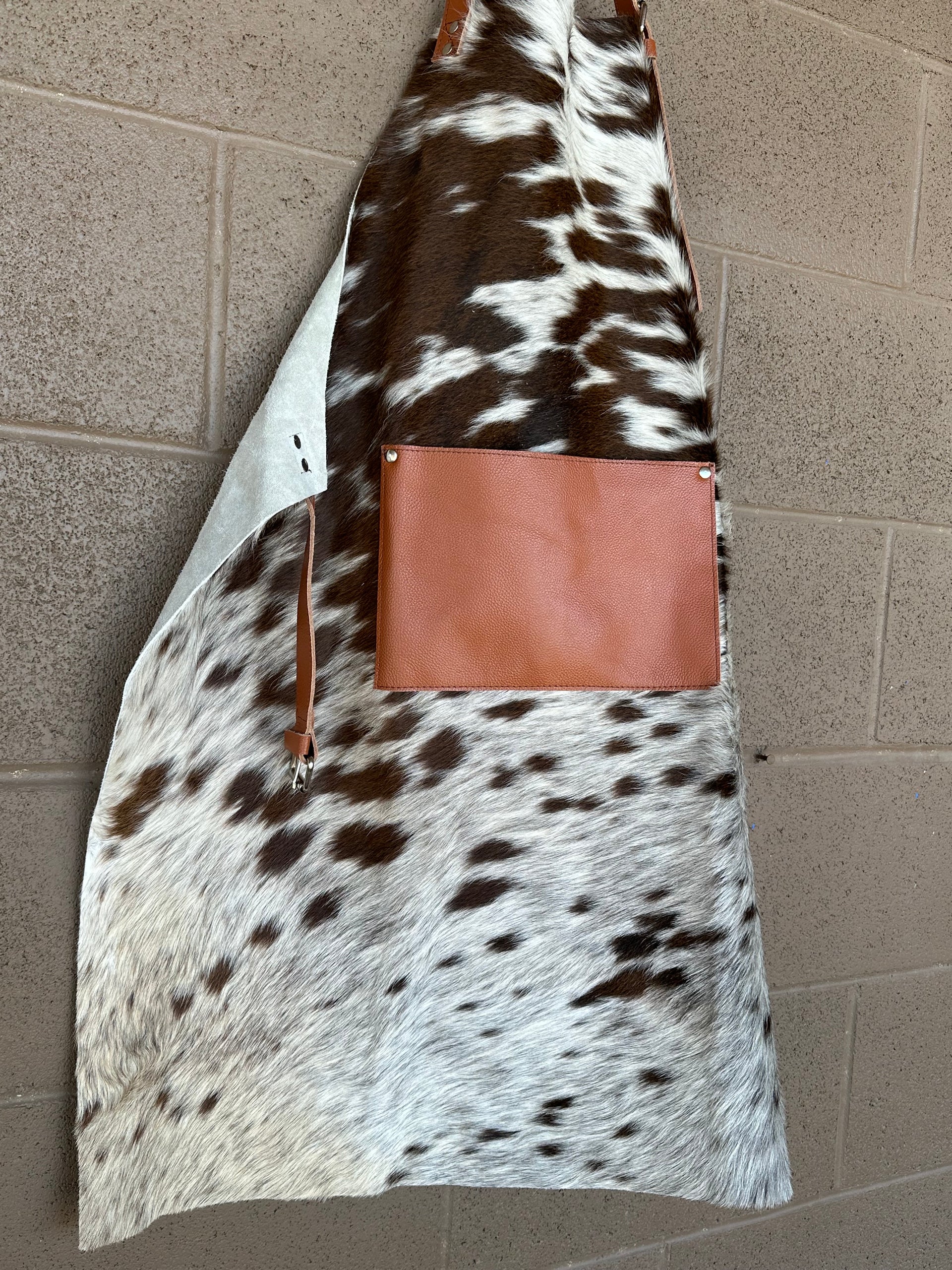 Genuine Leather & Cowhide Smok/Aprin