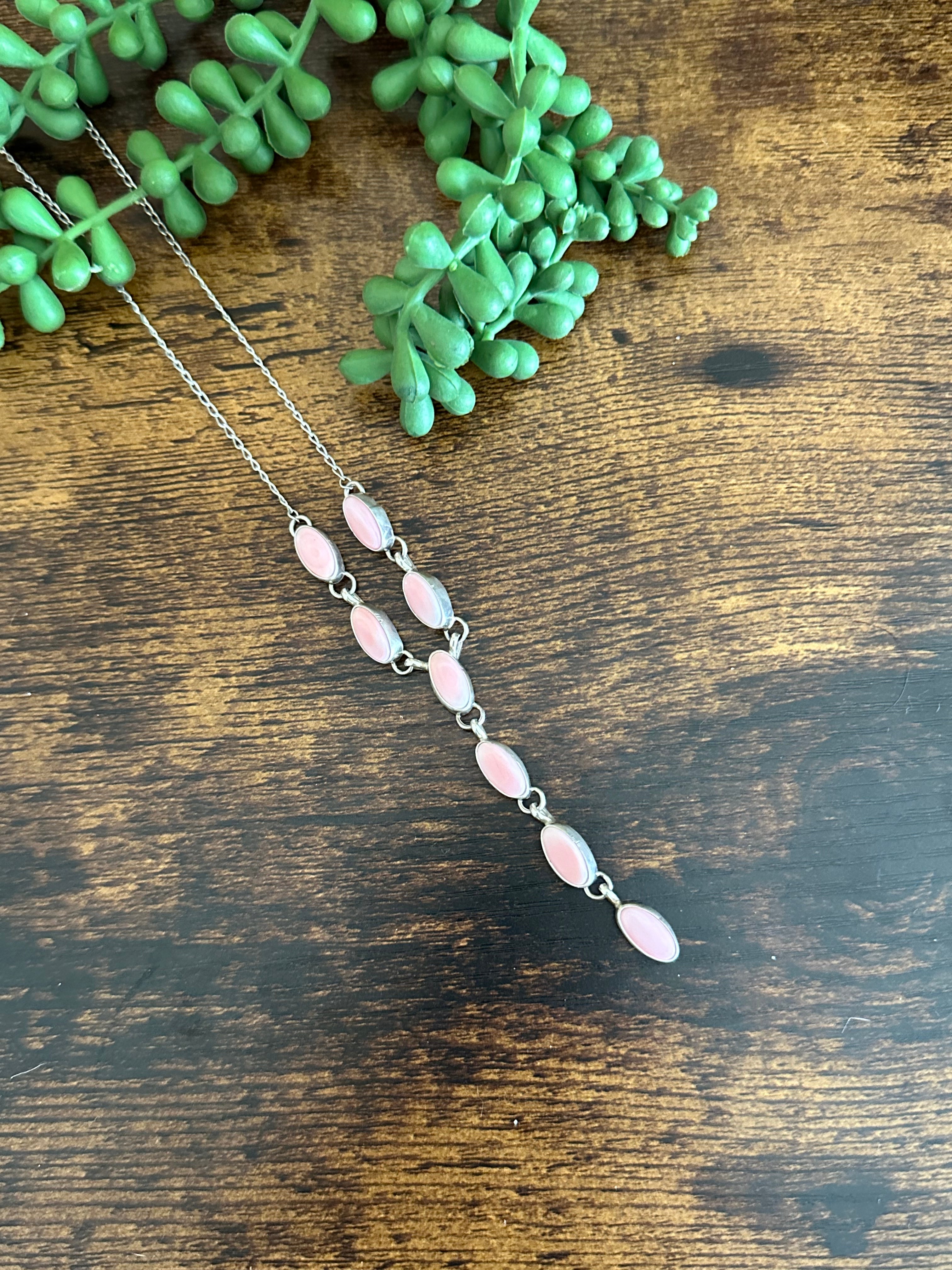 Navajo Made Pink Conch & Sterling Silver Lariat Necklace Set