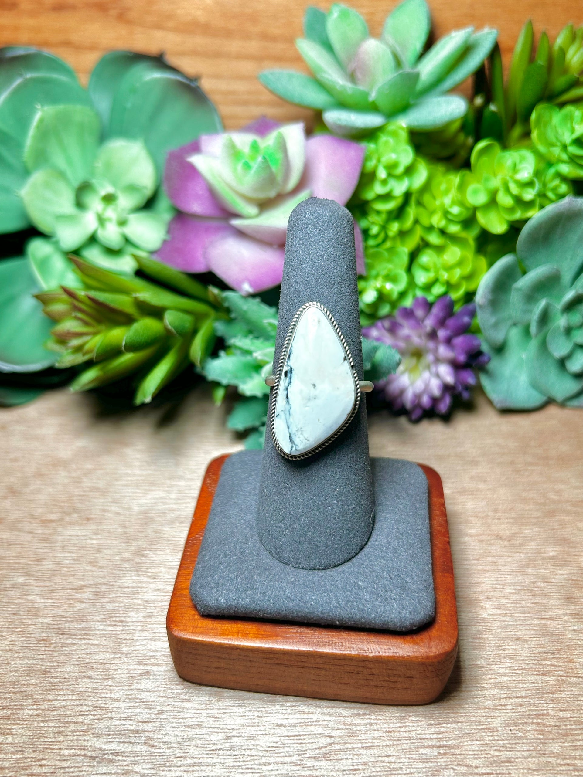 Navajo Made White Buffalo & Sterling Silver Ring Size 8.5