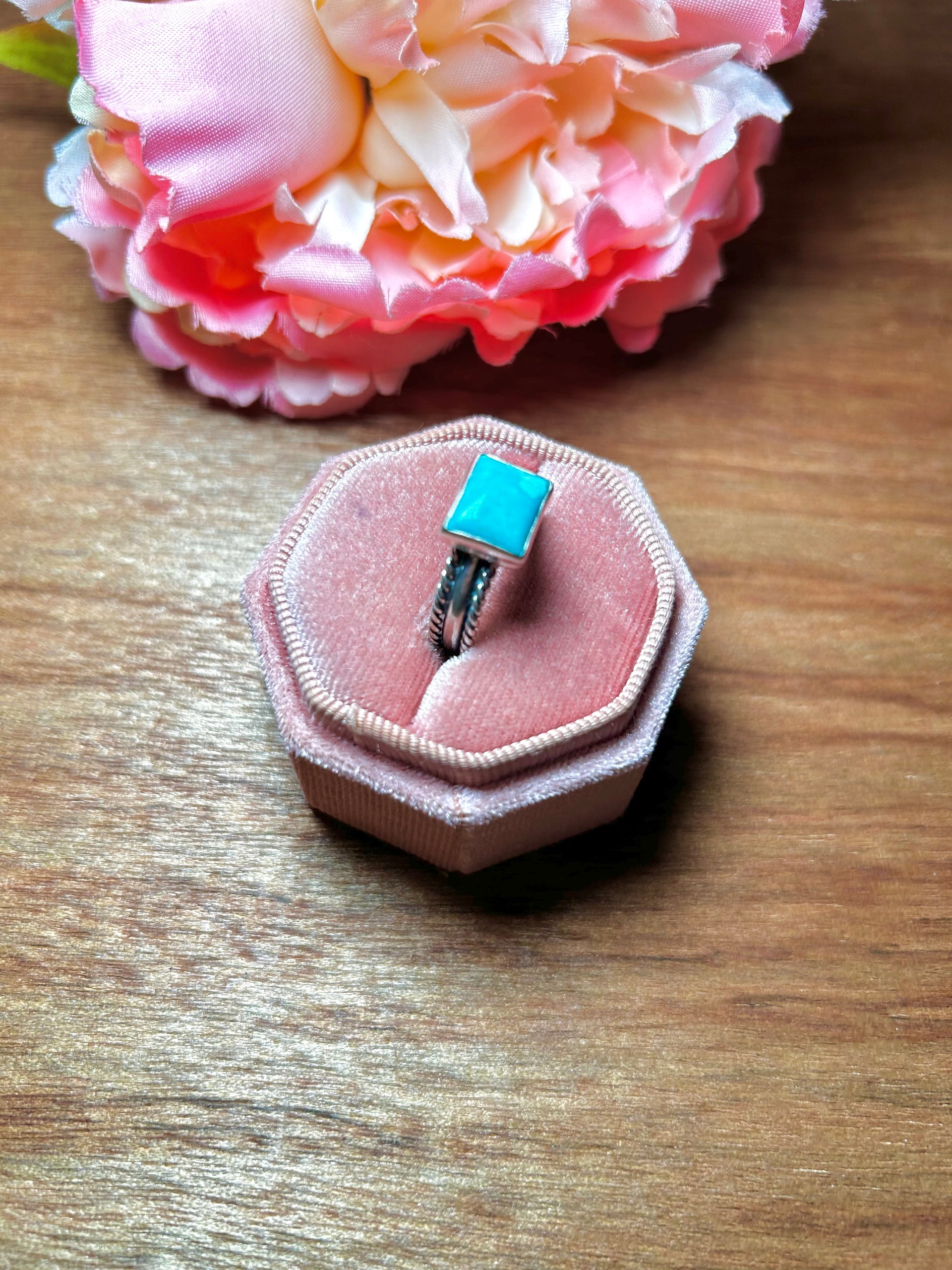 Navajo Made Kingman Turquoise & Sterling Silver Ring Size 7