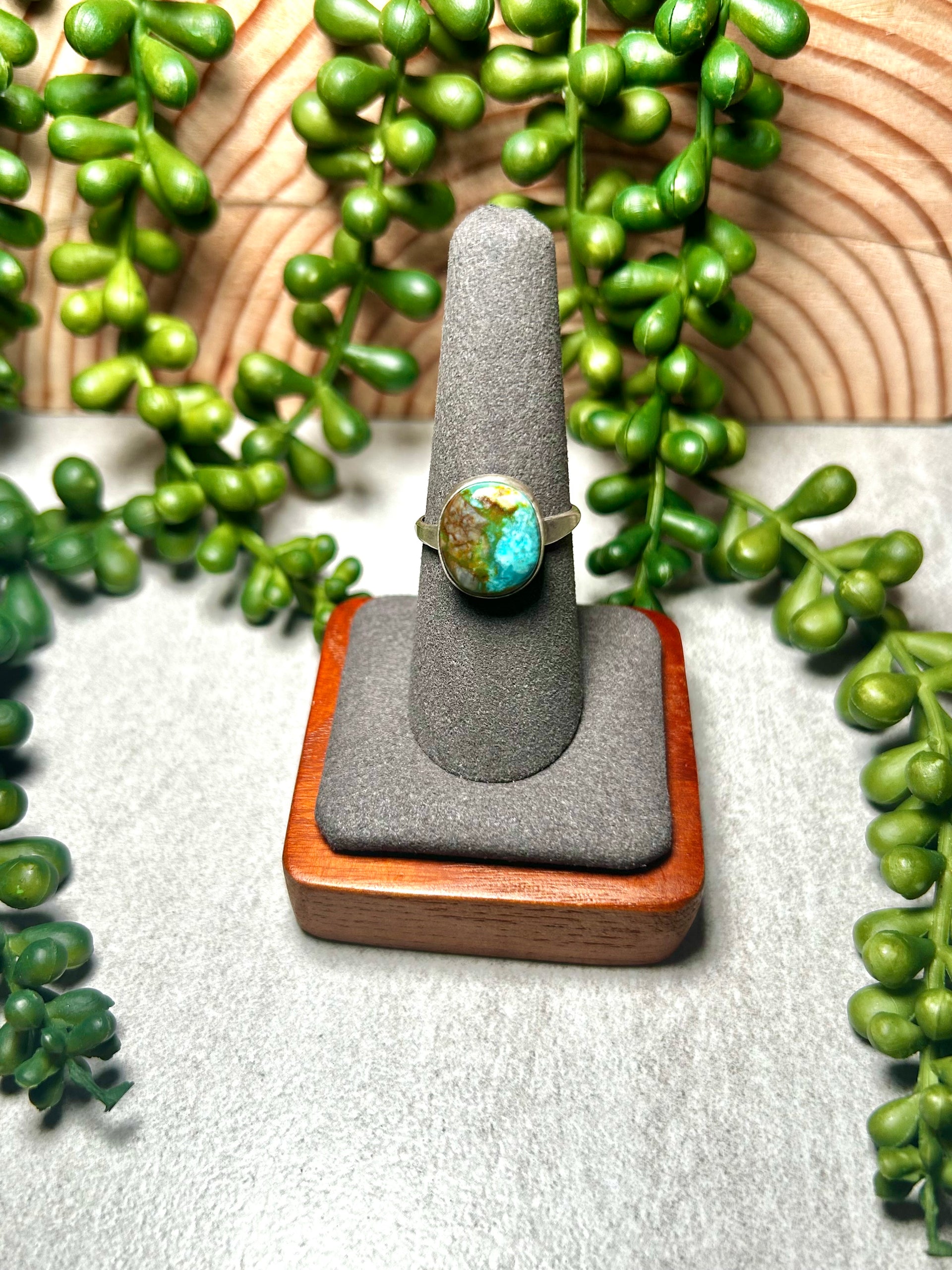 Navajo Made Kingman Turquoise & Sterling Silver Ring Size 8.25