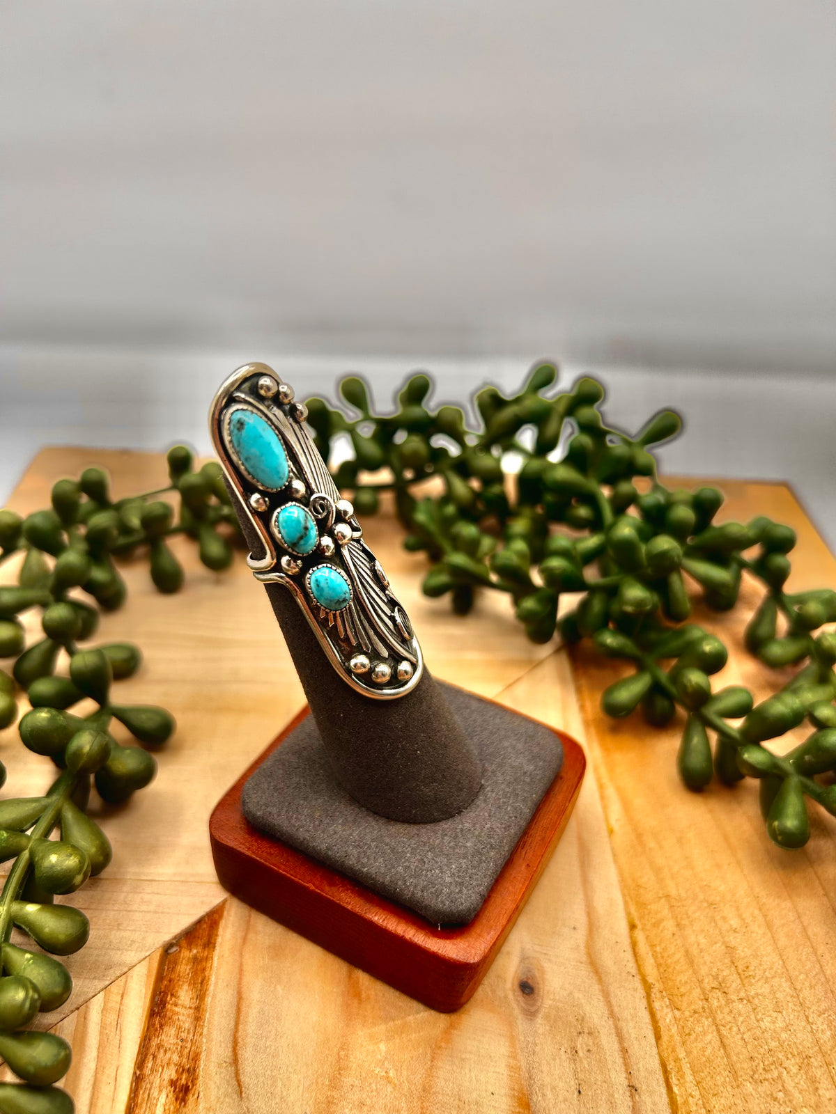 Navajo Made Kingman Turquoise & Sterling Silver Ring Size 4