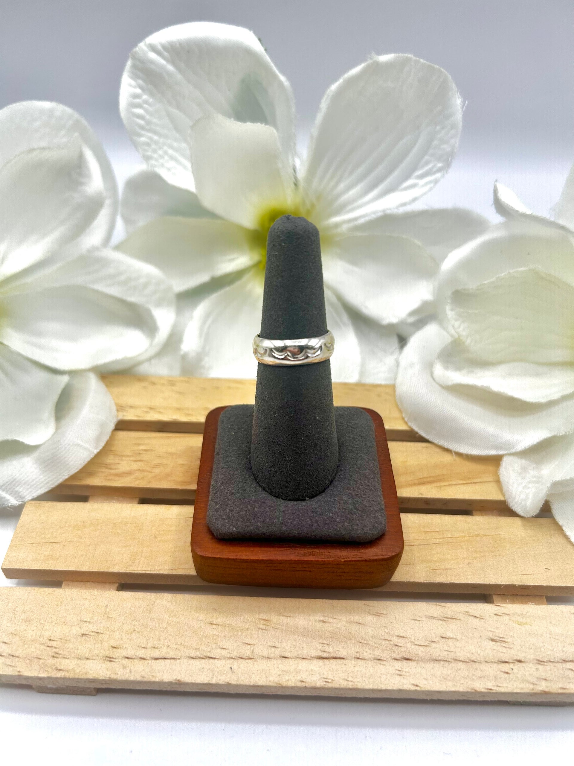 Navajo Made Sterling Silver Ring Size 6.75