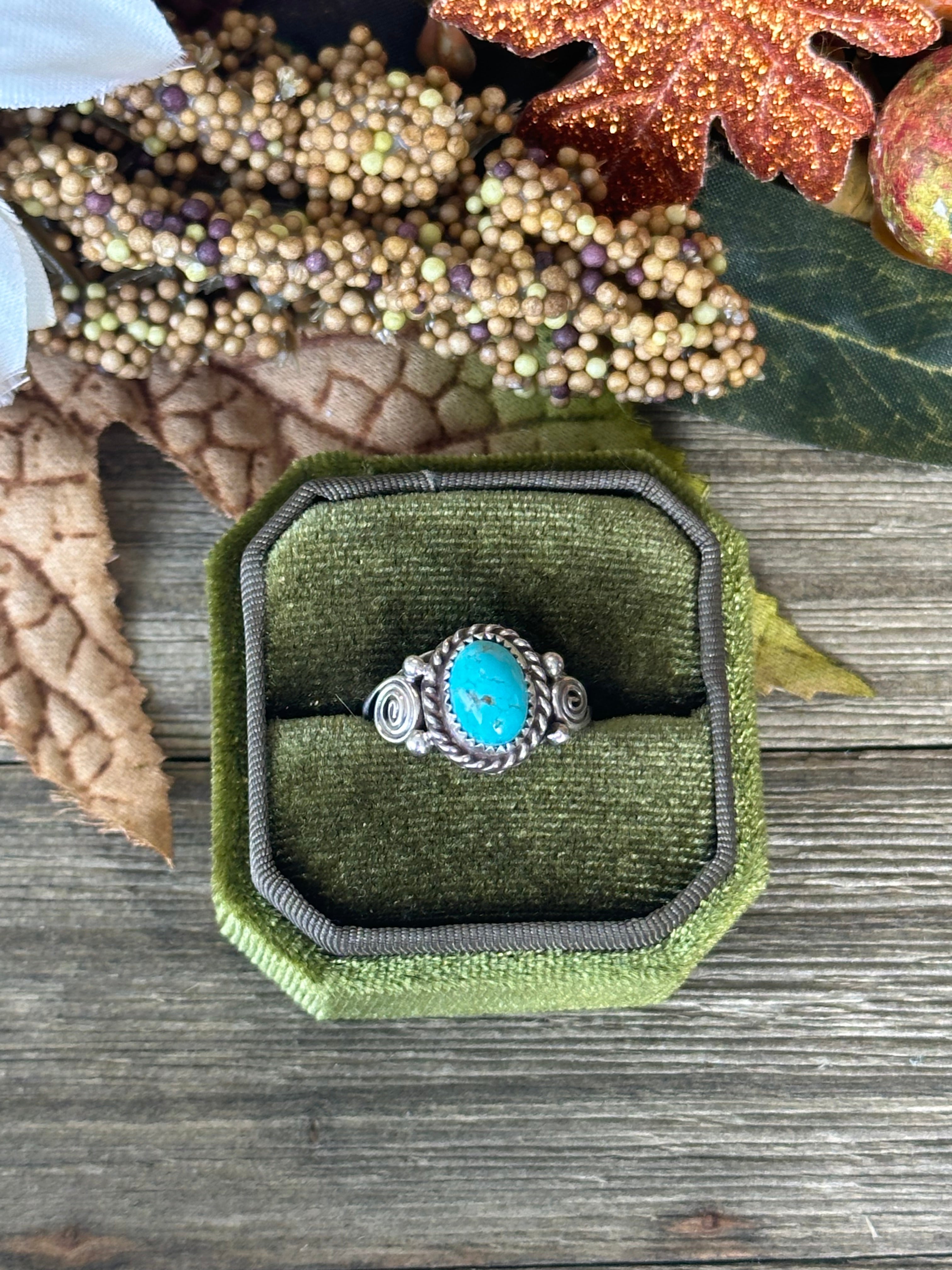 Navajo Made Kingman Turquoise & Sterling Silver Ring