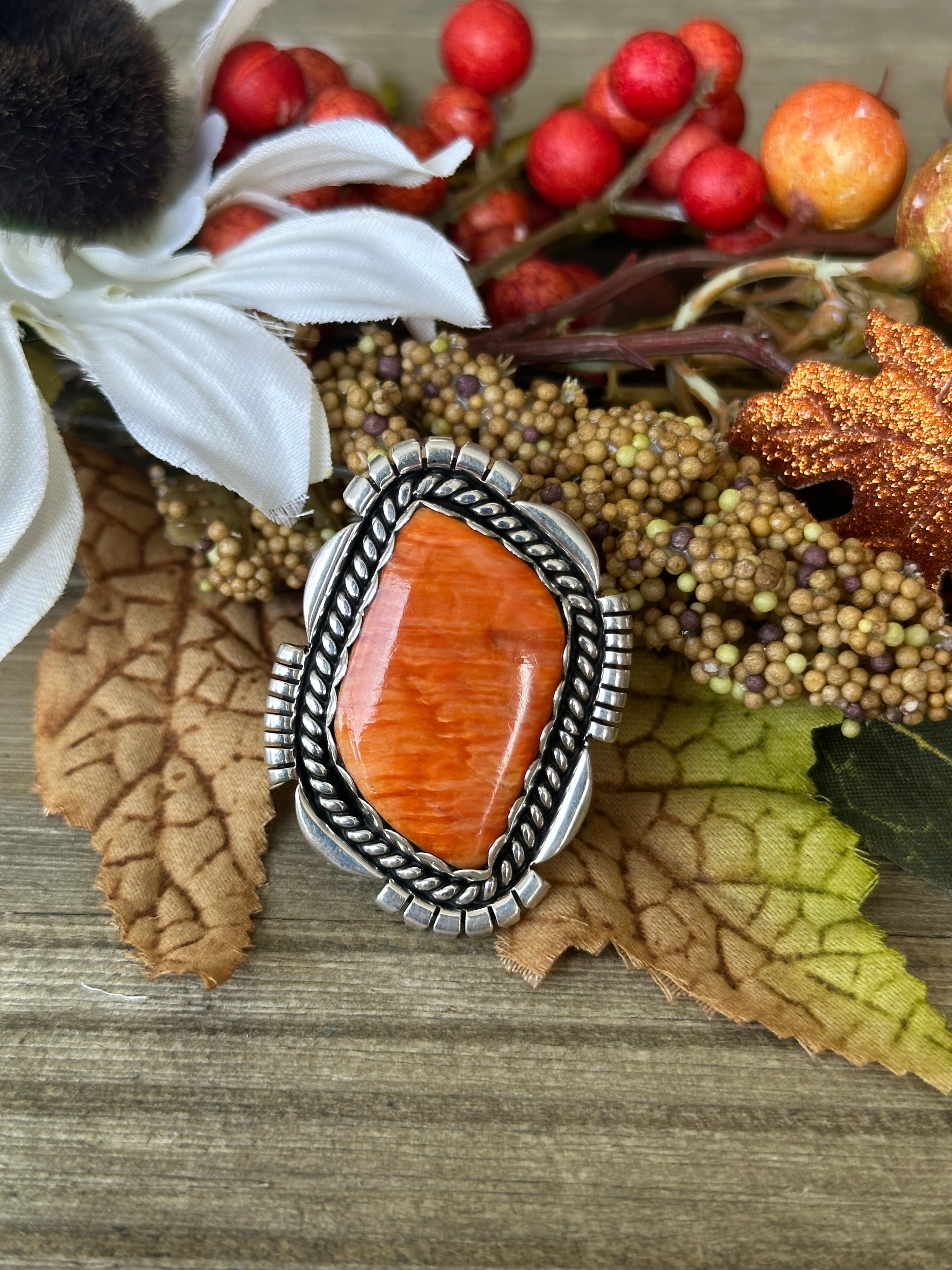 Navajo Handmade Spiny Oyster & Sterling Silver Ring Size 11.25