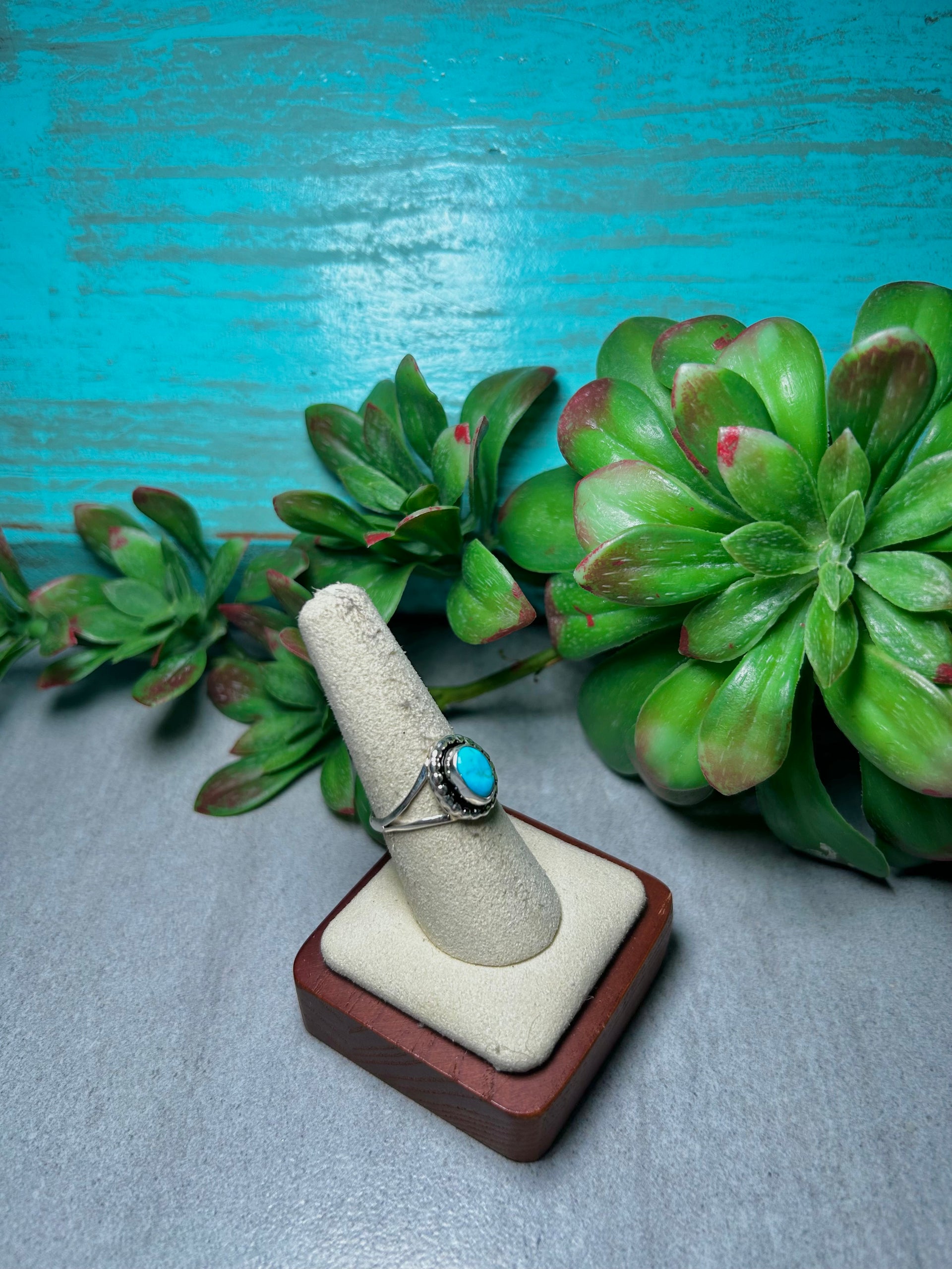 Navajo Made Kingman Turquoise & Sterling Silver Cluster Ring Size 7.75