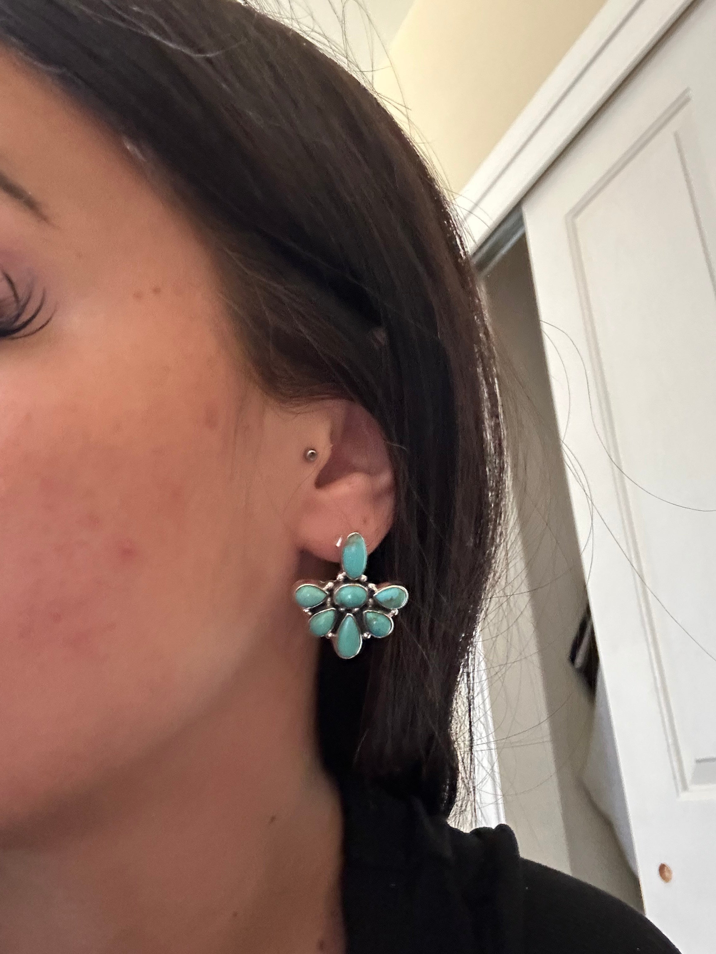 Southwest Handmade Kingman Turquoise & Sterling Silver Post Cluster Earrings