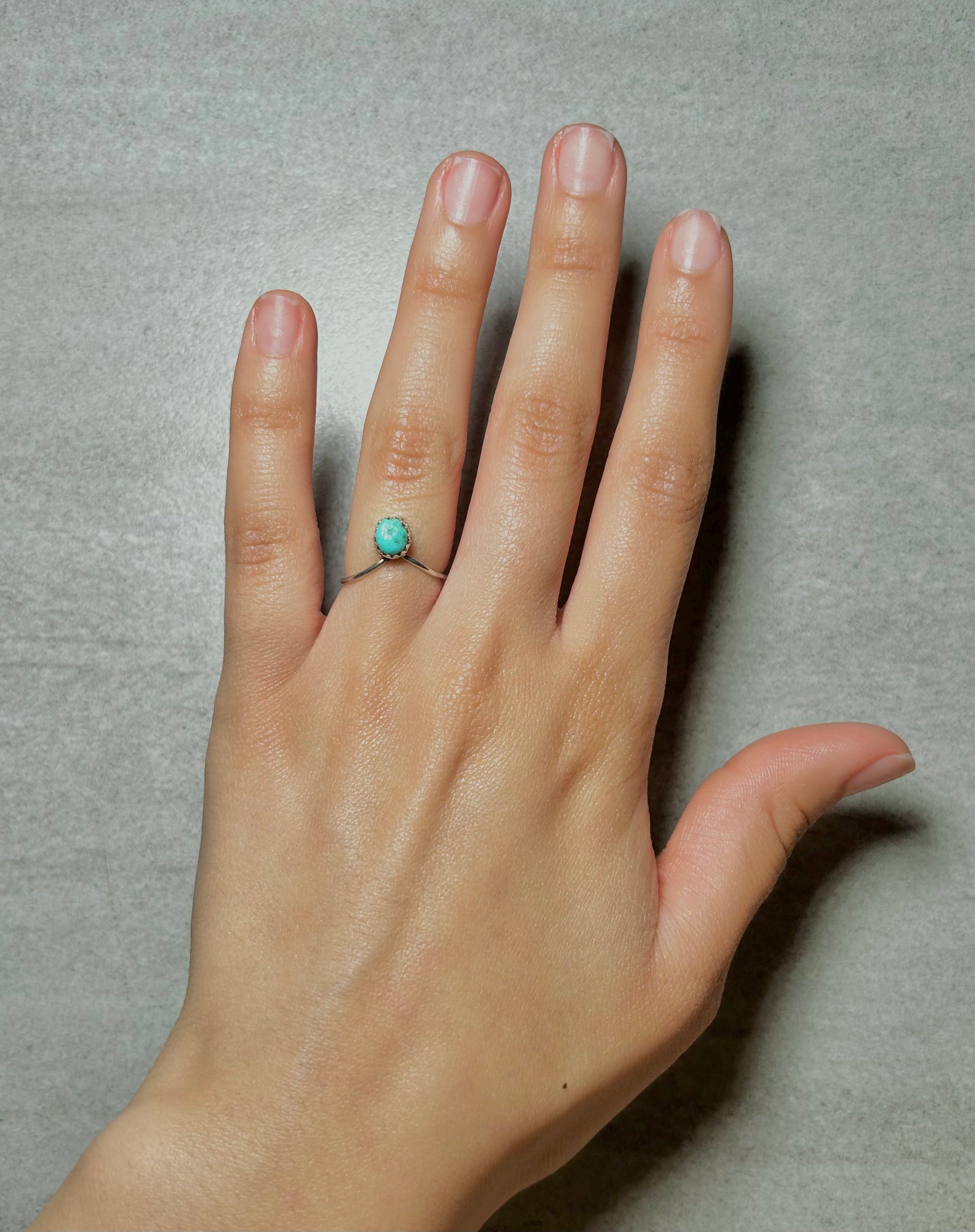 Navajo Made Kingman Turquoise & Sterling Silver Ring Size 4