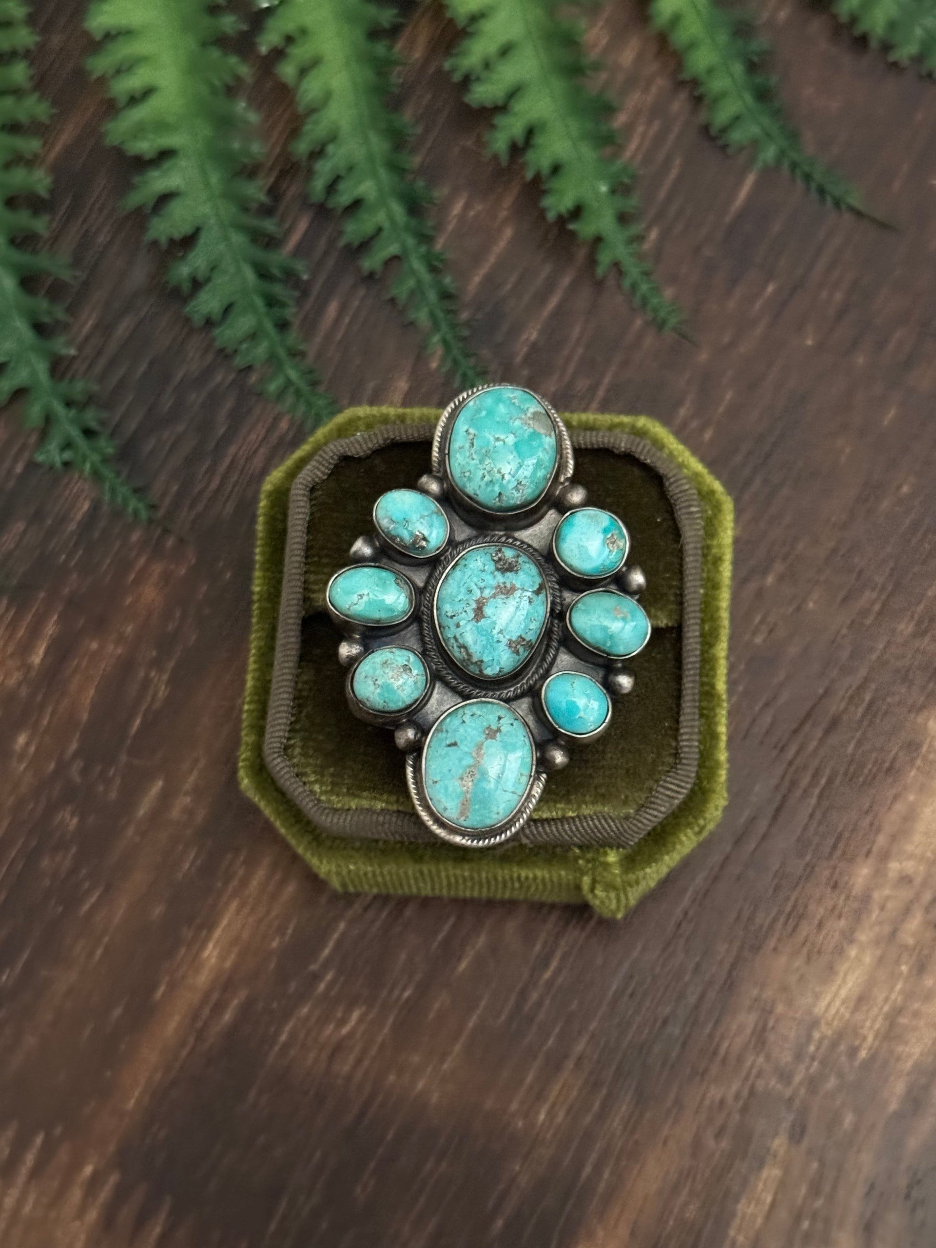 Sheila Becenti White Water Turquoise & Sterling Silver Cluster Ring Size 8.5