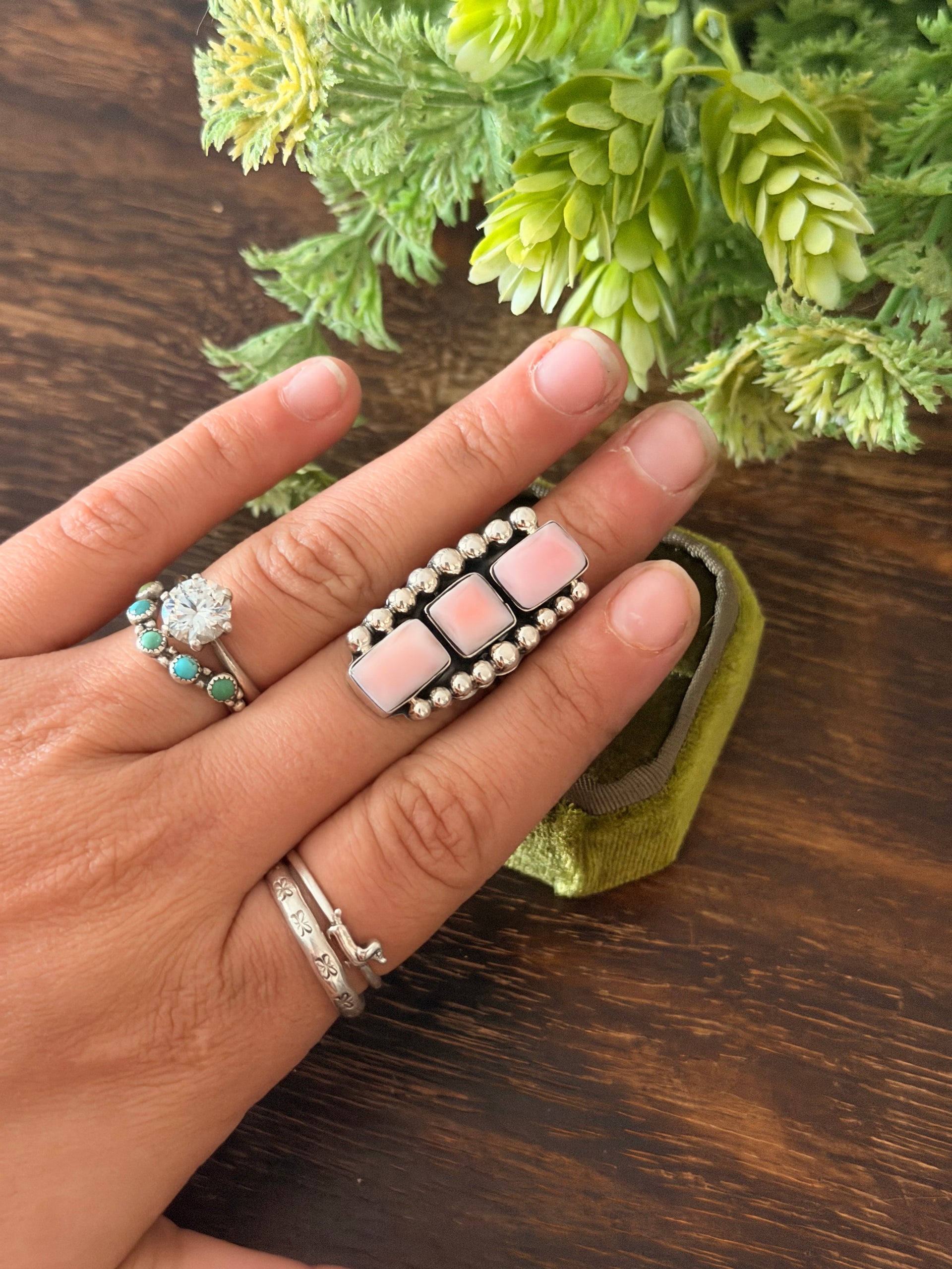 Navajo Made Pink Conch & Sterling Silver Ring Size 6.75