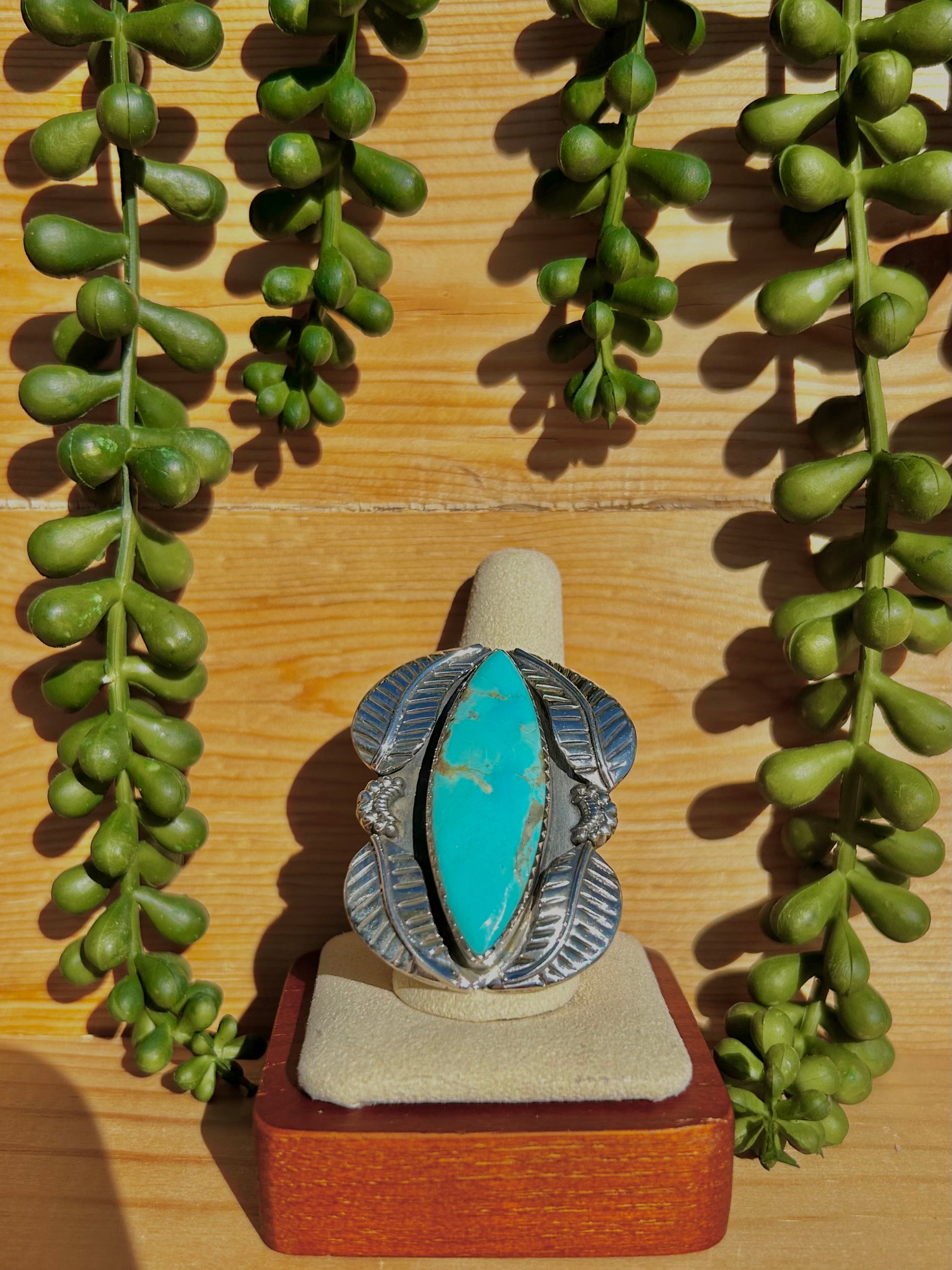Southwest Number 8 Turquoise & Sterling Silver Ring Size 9.75