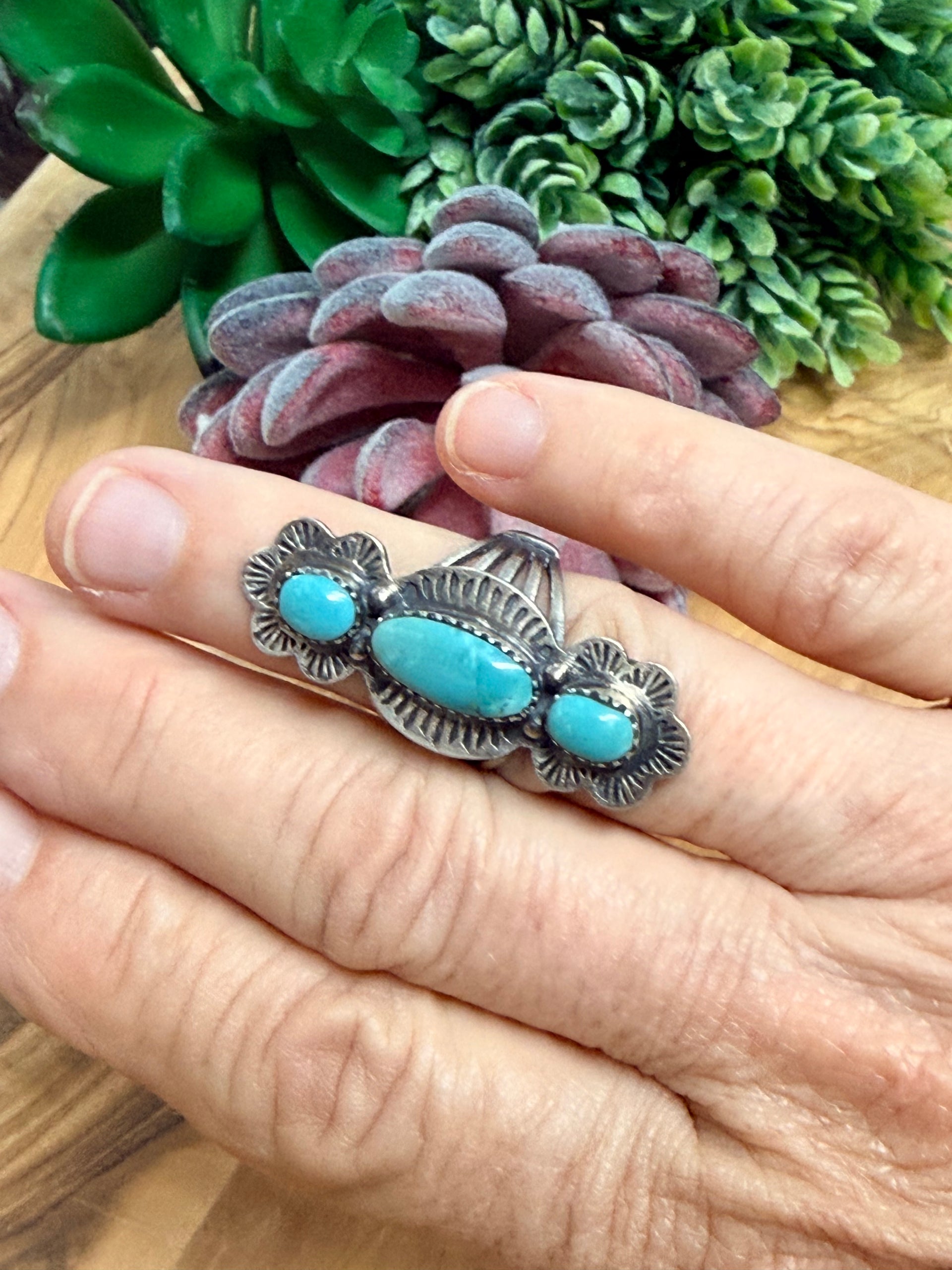 Southwest HandmadeTurquoise & Sterling Silver Ring Size 6.5