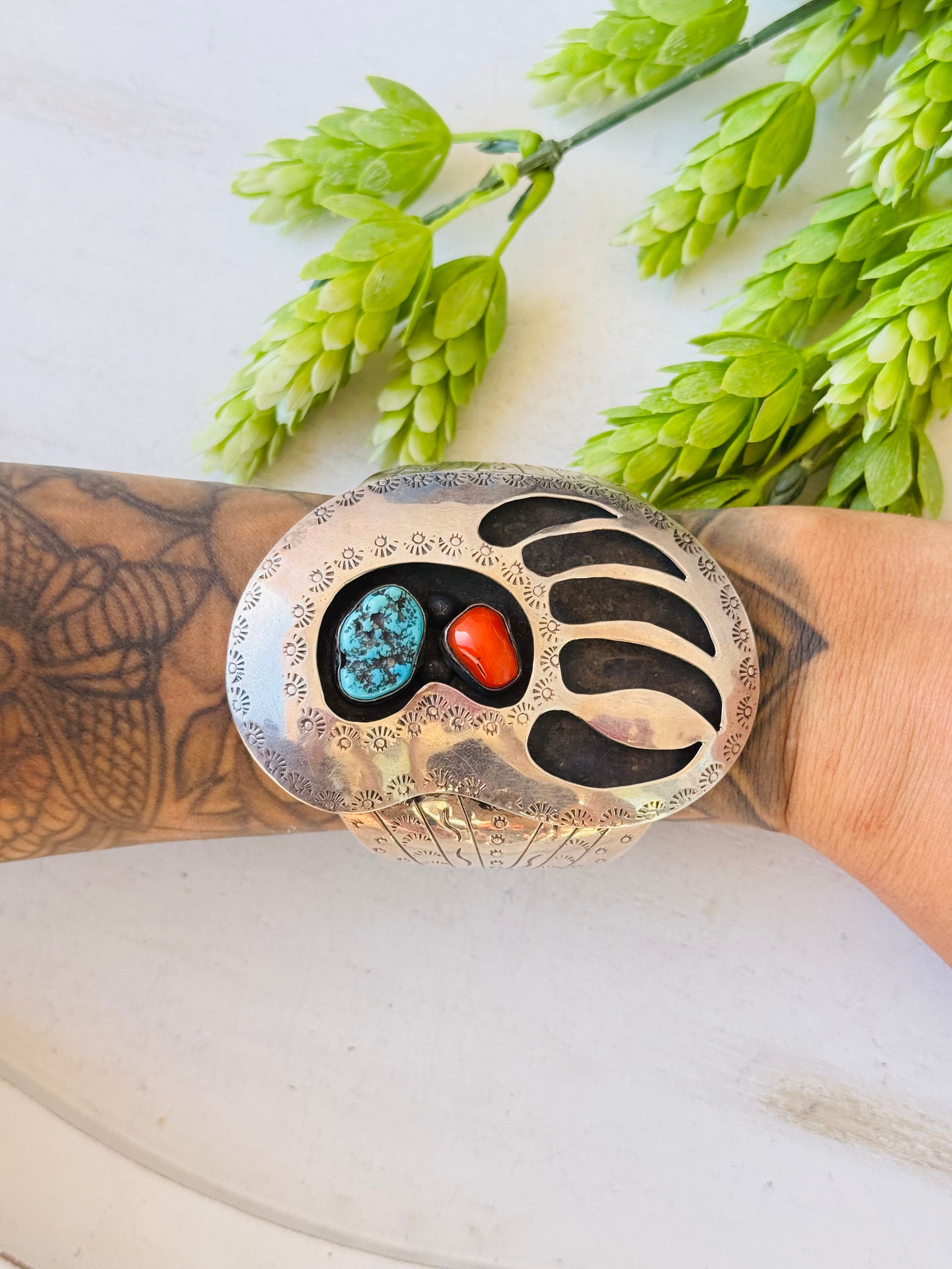 Vintage Navajo Made Multi Stone & Sterling Silver Bear Claw Cuff Bracelet