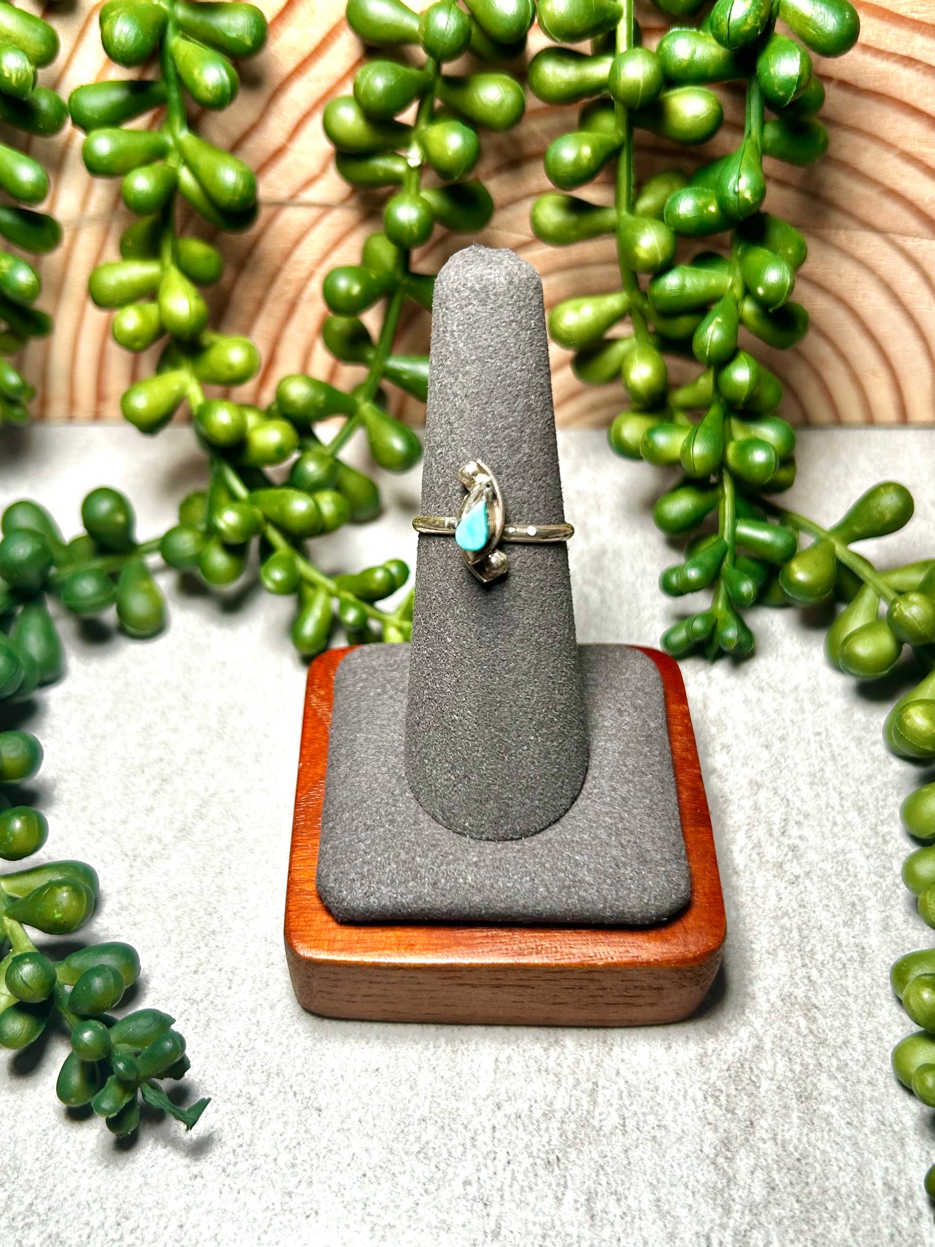 Navajo Made Kingman Turquoise & Sterling Silver Ring