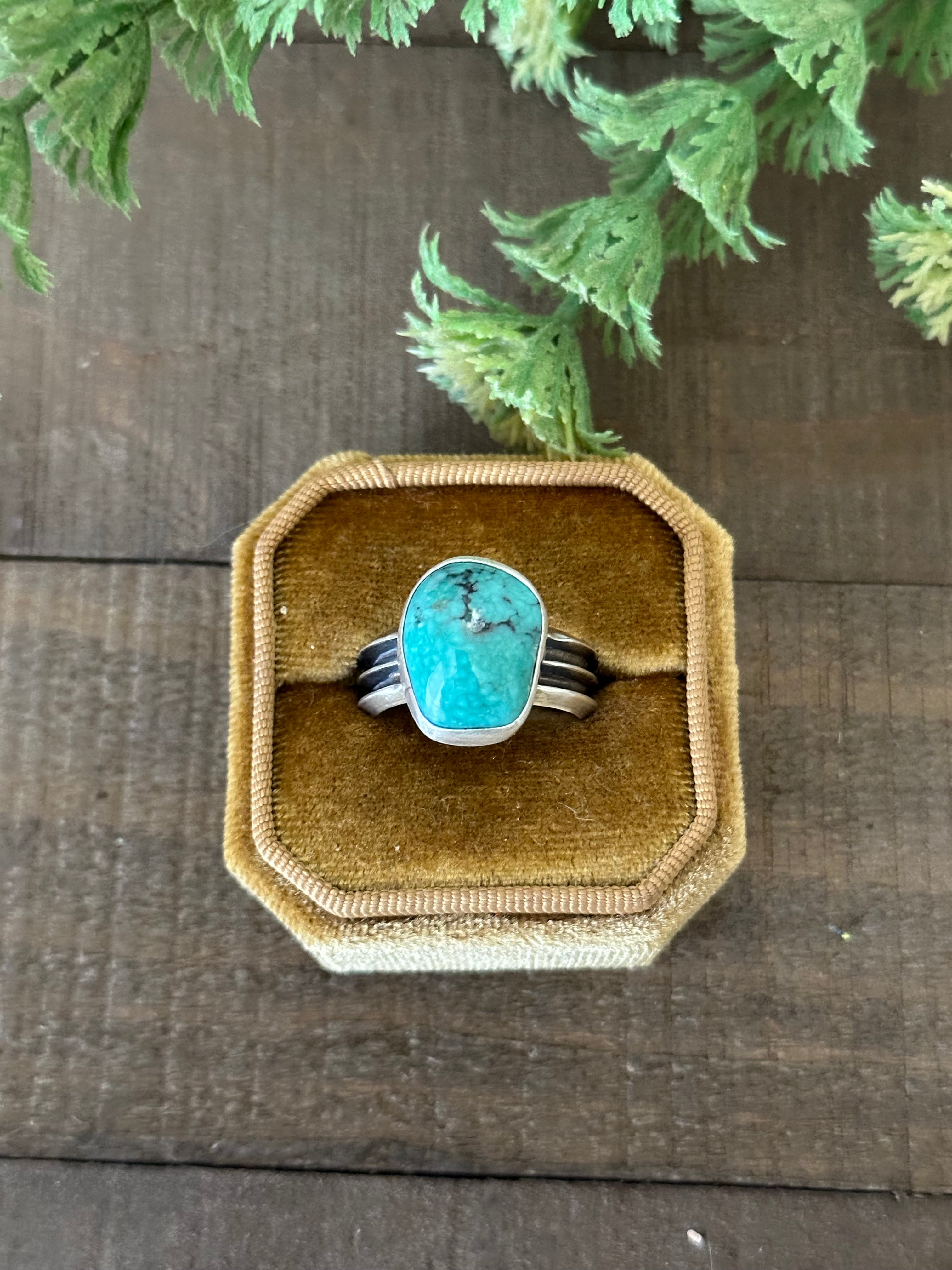 Navajo Made Kingman Turquoise & Sterling Silver Ring