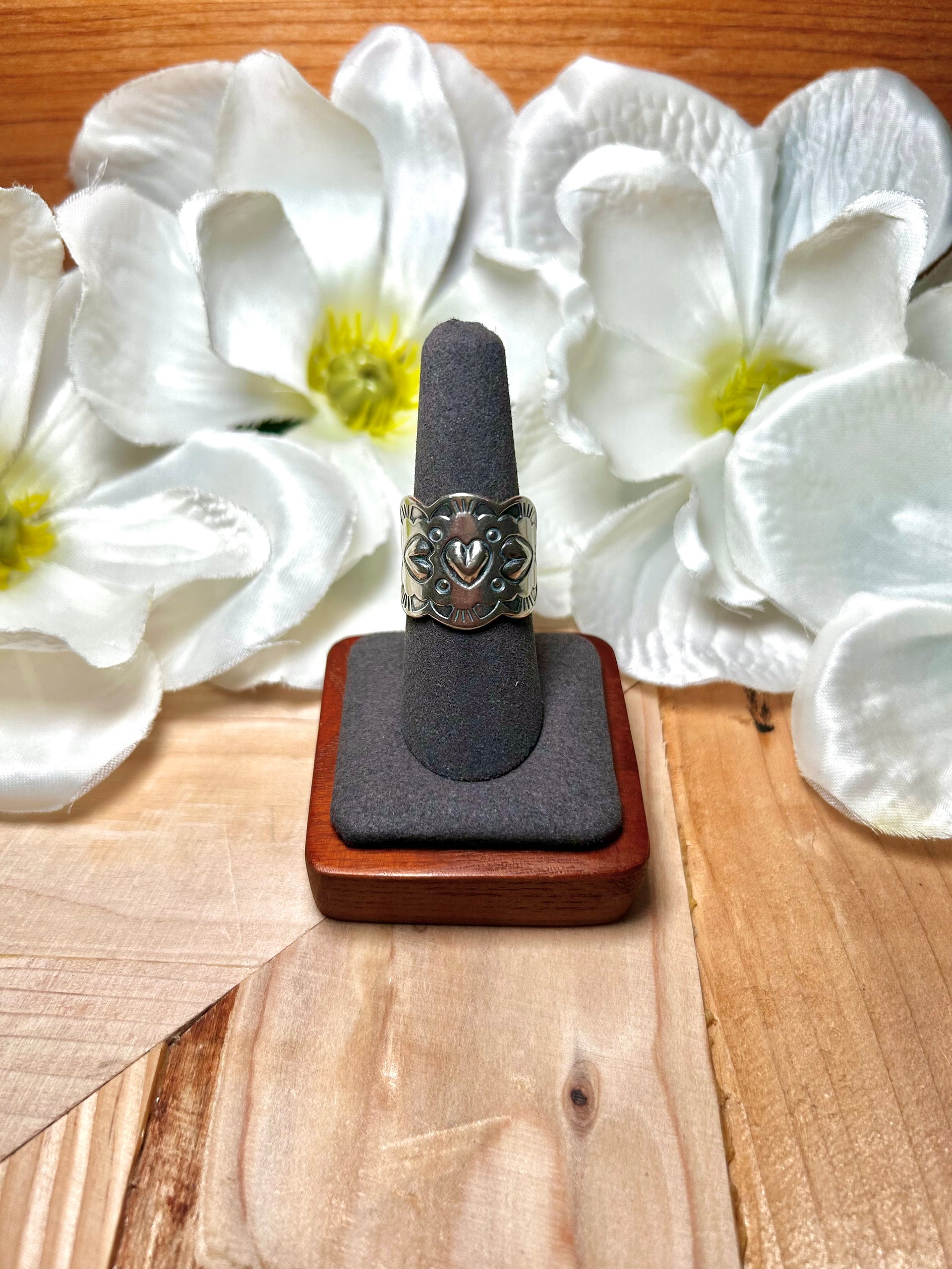 Navajo Made Sterling Silver Ring Size 8.25