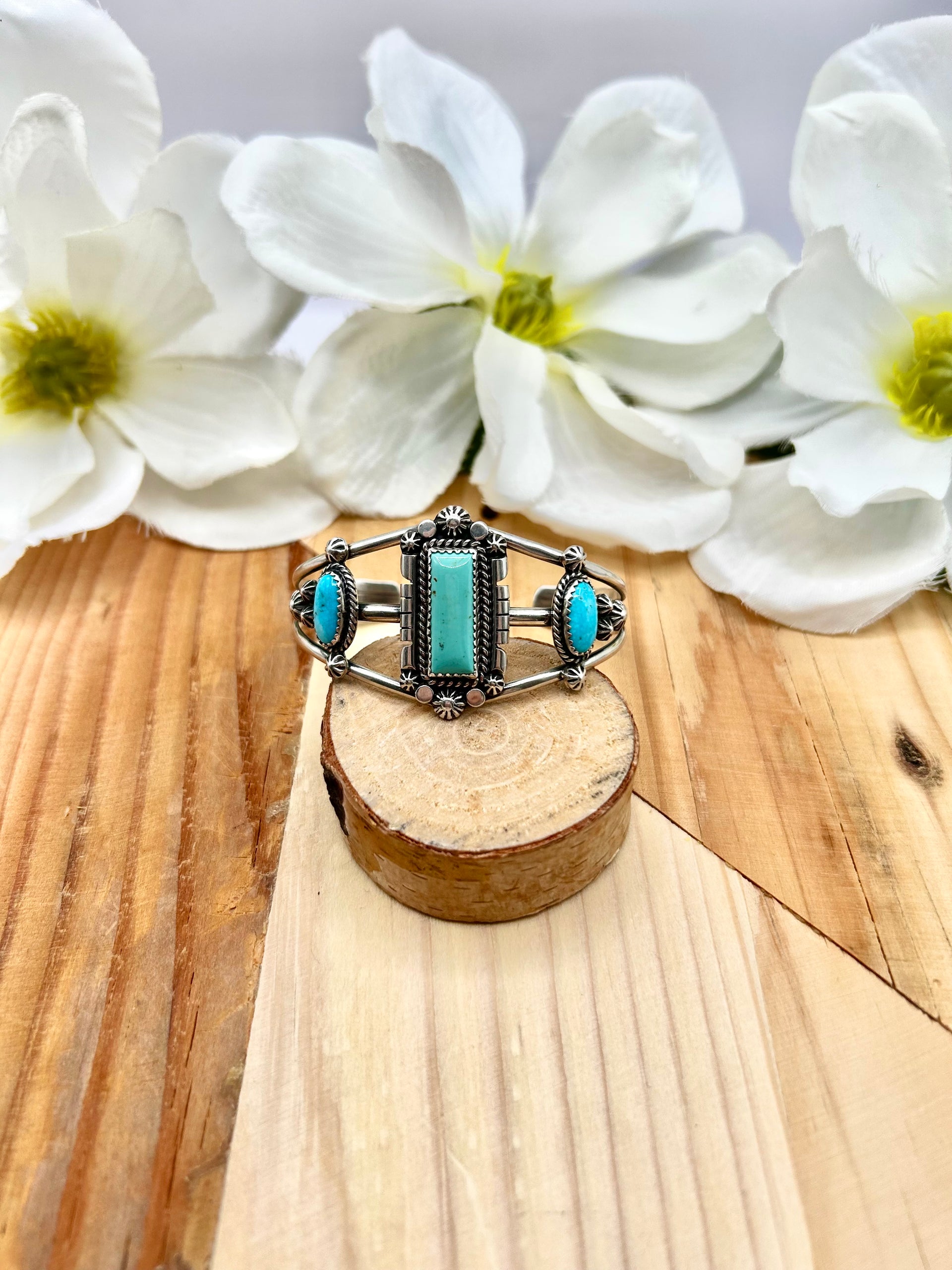 Navajo Made Kingman Turquoise & Sterling Silver Cuff Bracelet