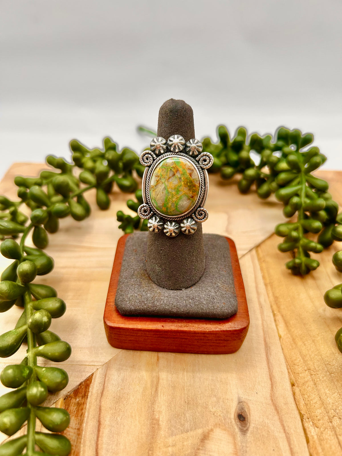Navajo Made Royston Turquoise & Sterling Silver Ring Size 6.75