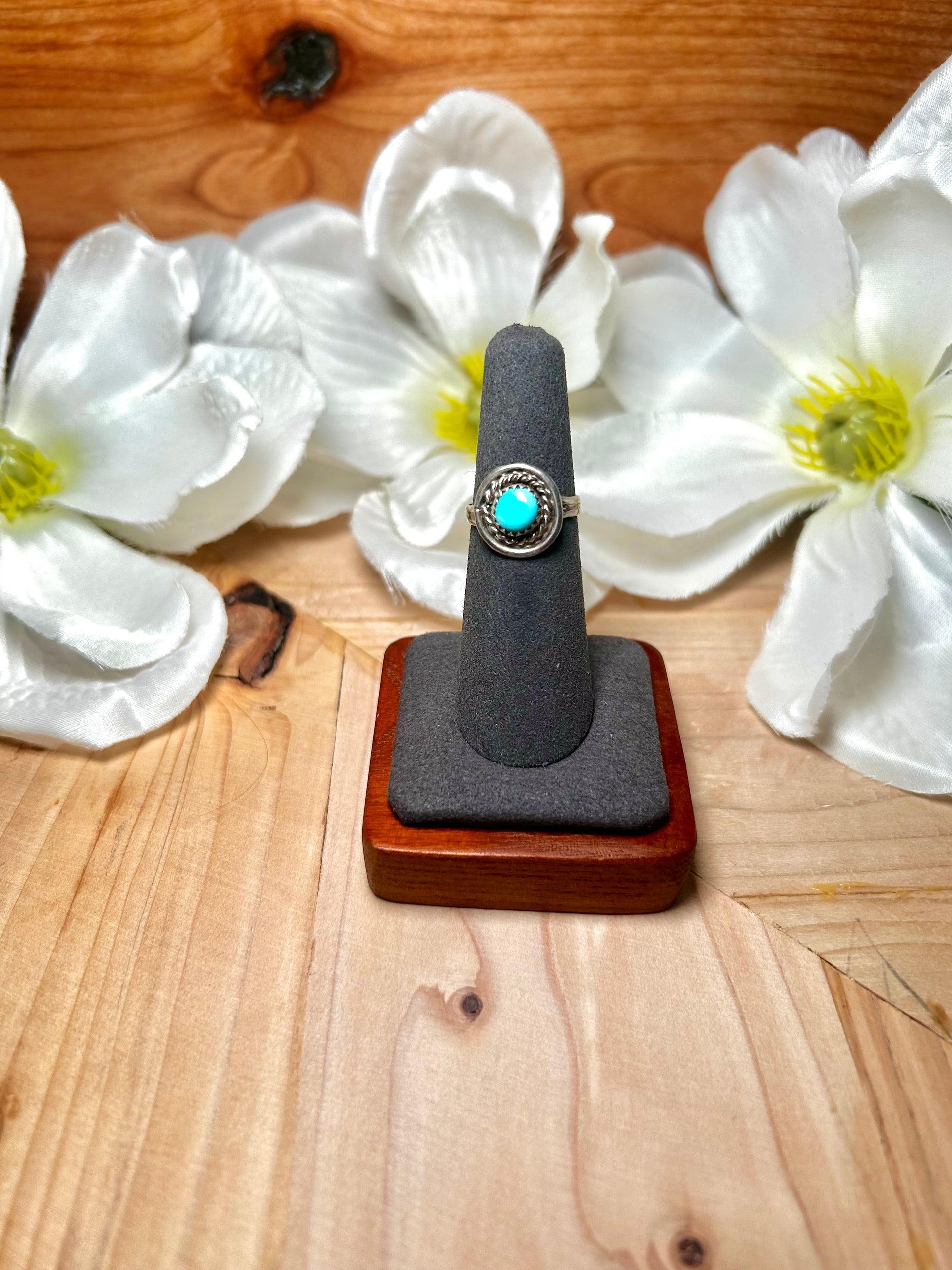 Navajo Made Kingman Turquoise & Sterling Silver Ring