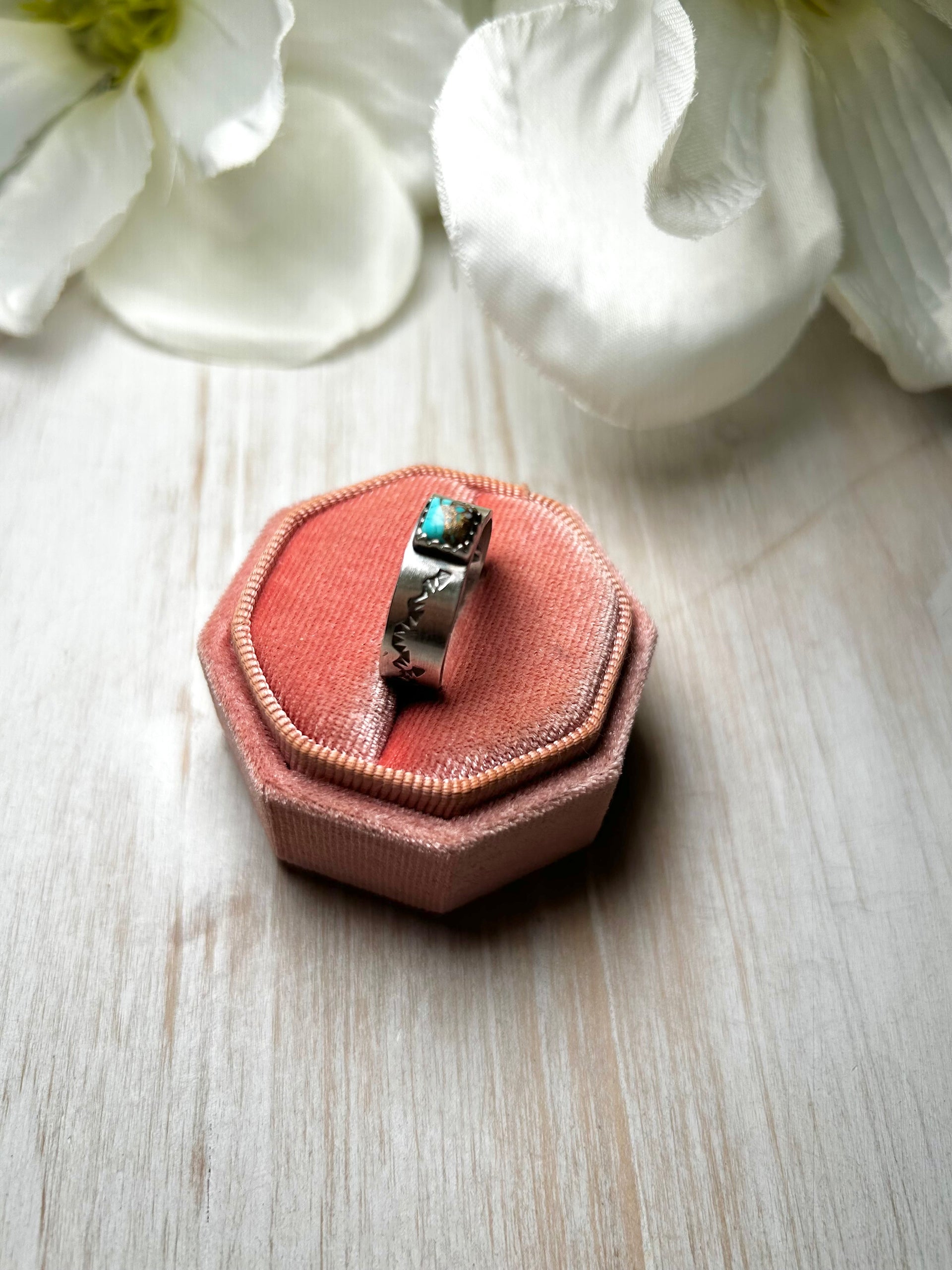 Navajo Made Mohave Turquoise& Sterling Silver Ring Size 8