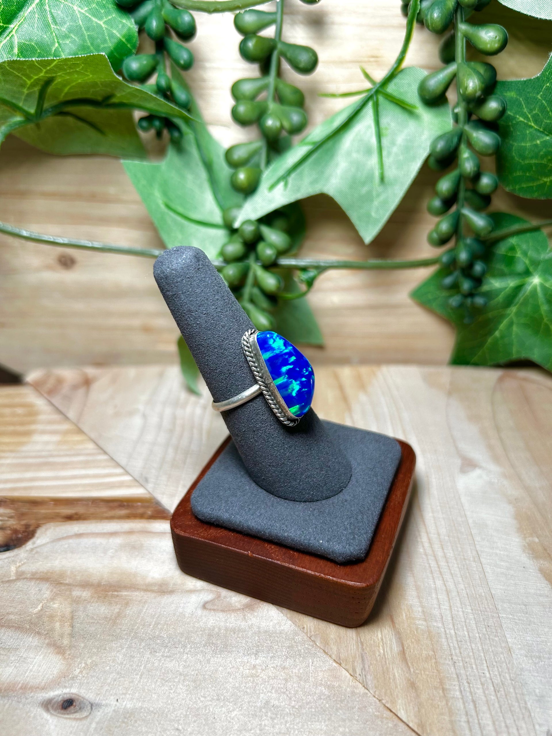 Navajo Made Opal & Sterling Silver Ring Size 7.5