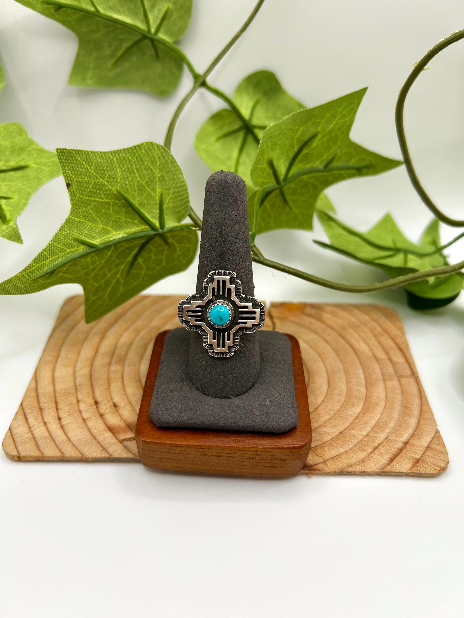Navajo Made Kingman Turquoise & Sterling Silver Ring