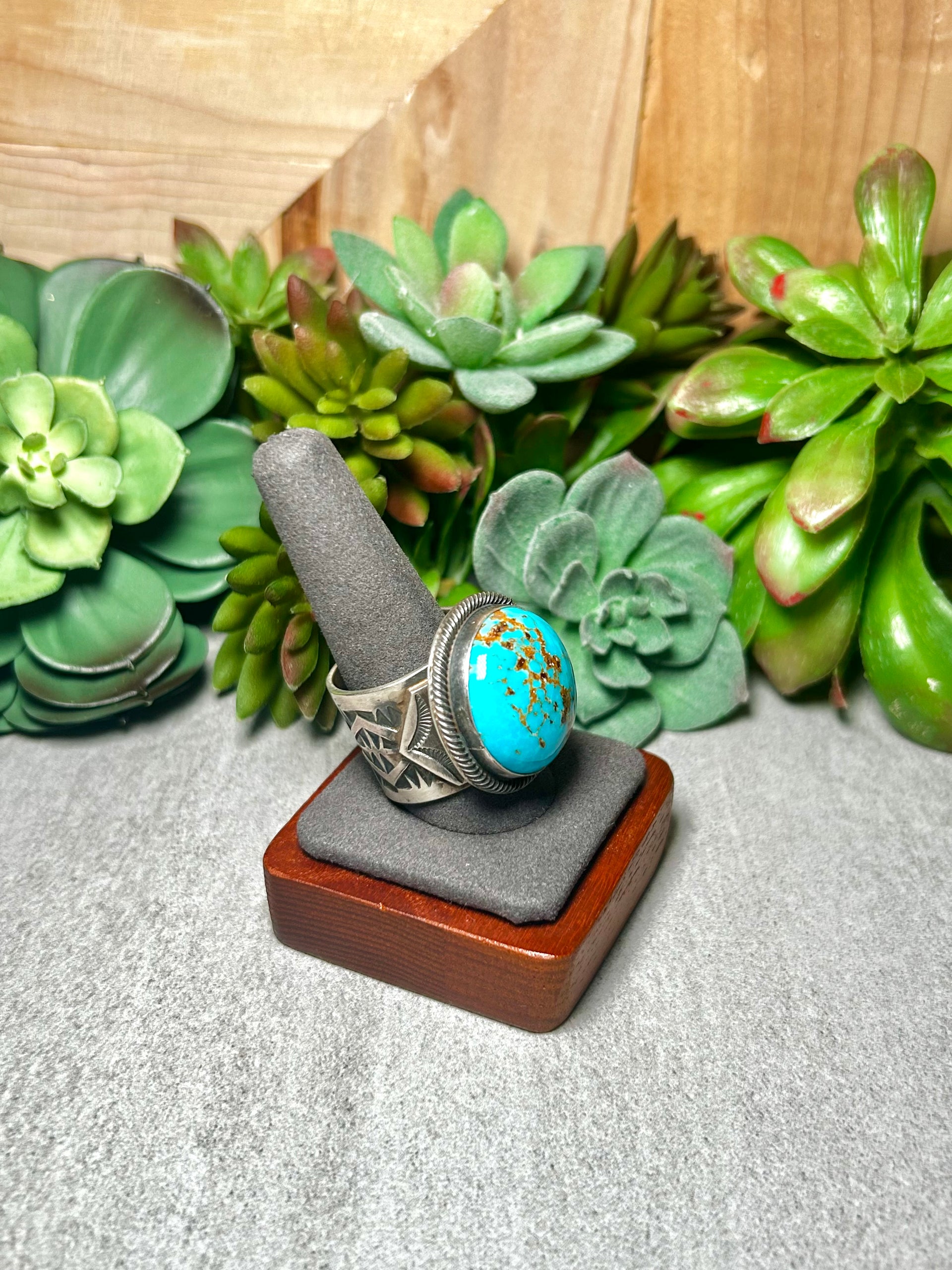 Navajo Made Kingman Turquoise & Sterling Silver Ring Size 11.5