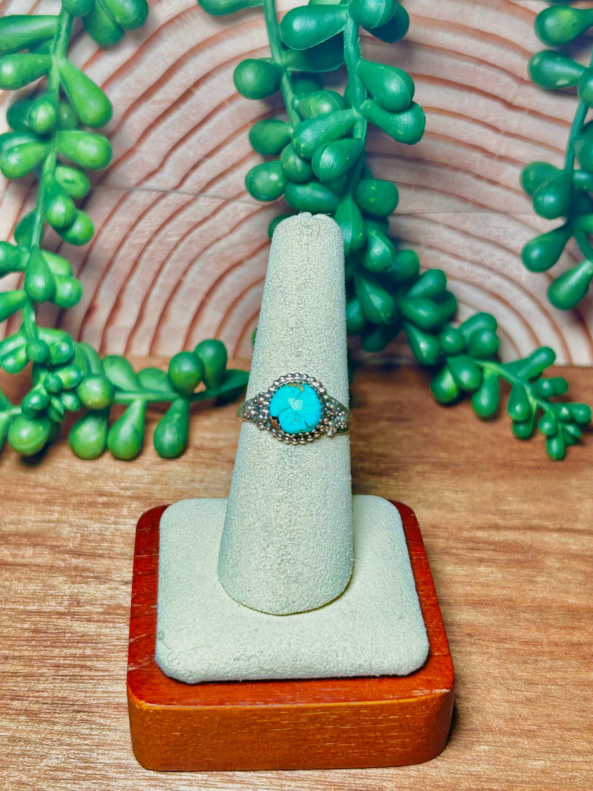 Navajo Made Kingman Turquoise & Sterling Silver Ring Size 7.5