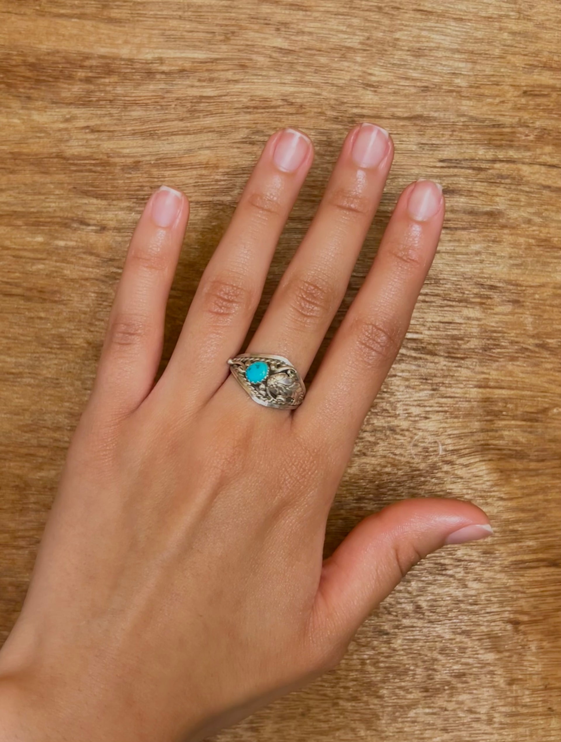 Navajo Made Kingman Turquoise & Sterling Sliver Ring Size 9
