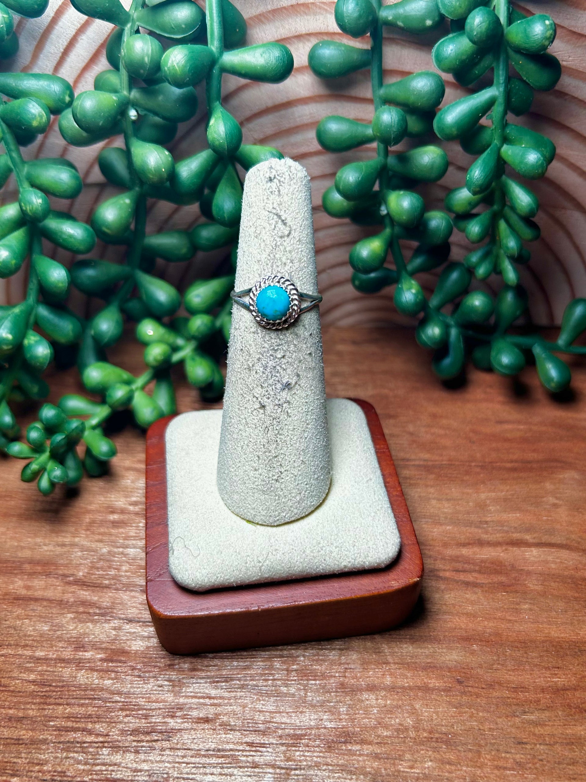 Navajo Made Kingman Turquoise & Sterling Silver Ring