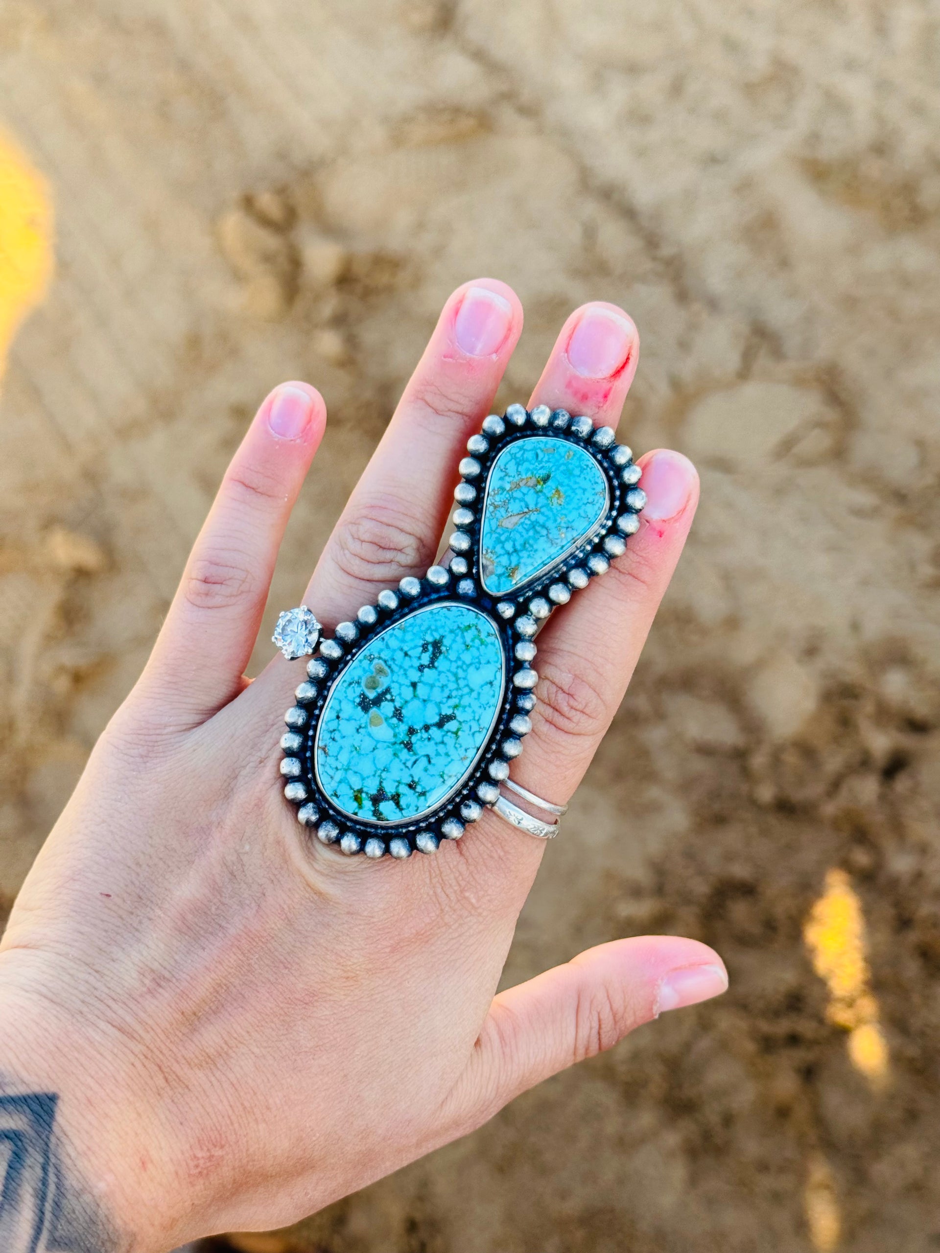 Sheila Becenti High Grade Kingman Turquoise & Sterling Sliver Ring Size 8.25