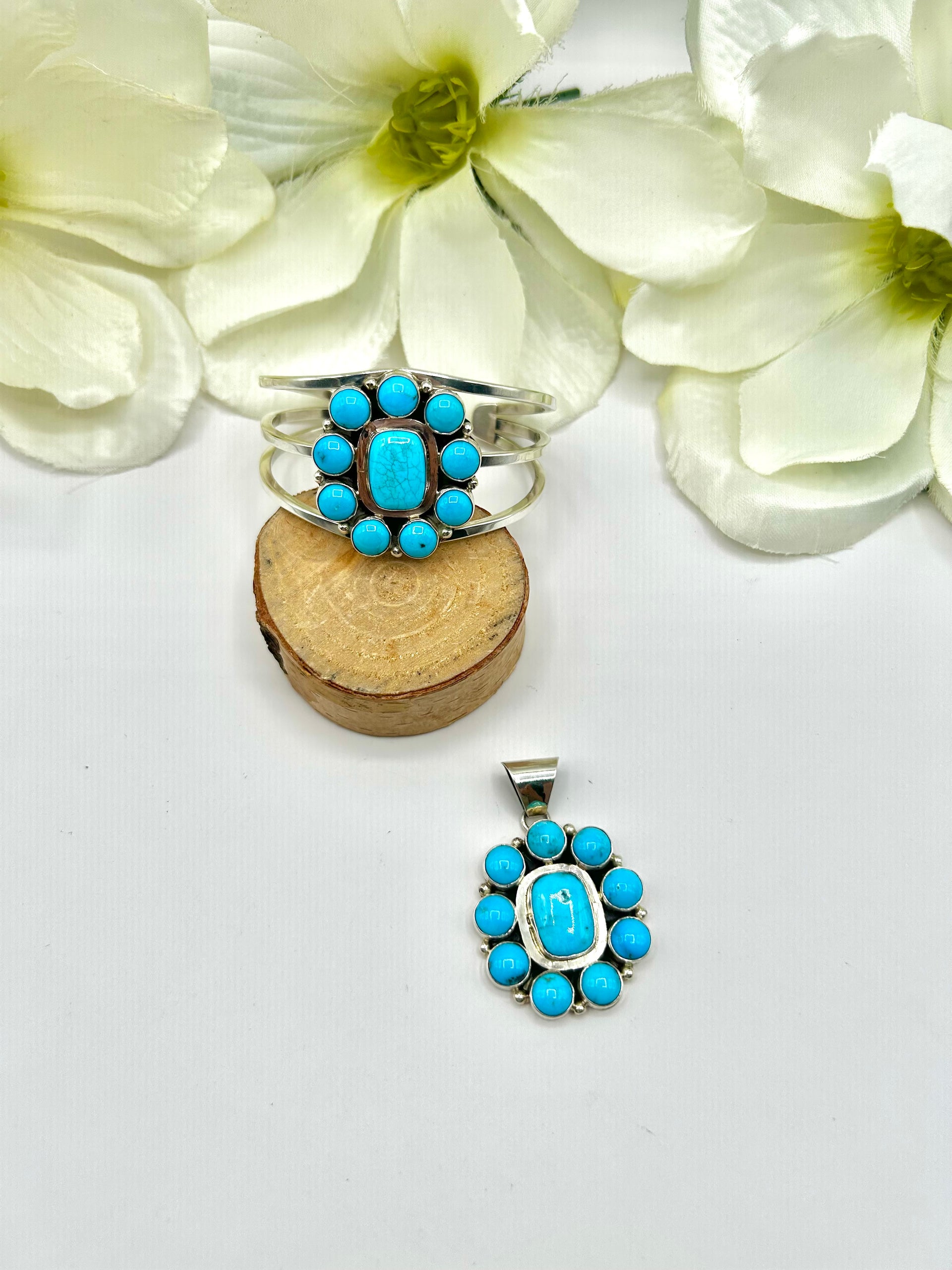 Navajo Made Kingman Turquoise & Sterling Silver Cuff Bracelet & Pendant Set