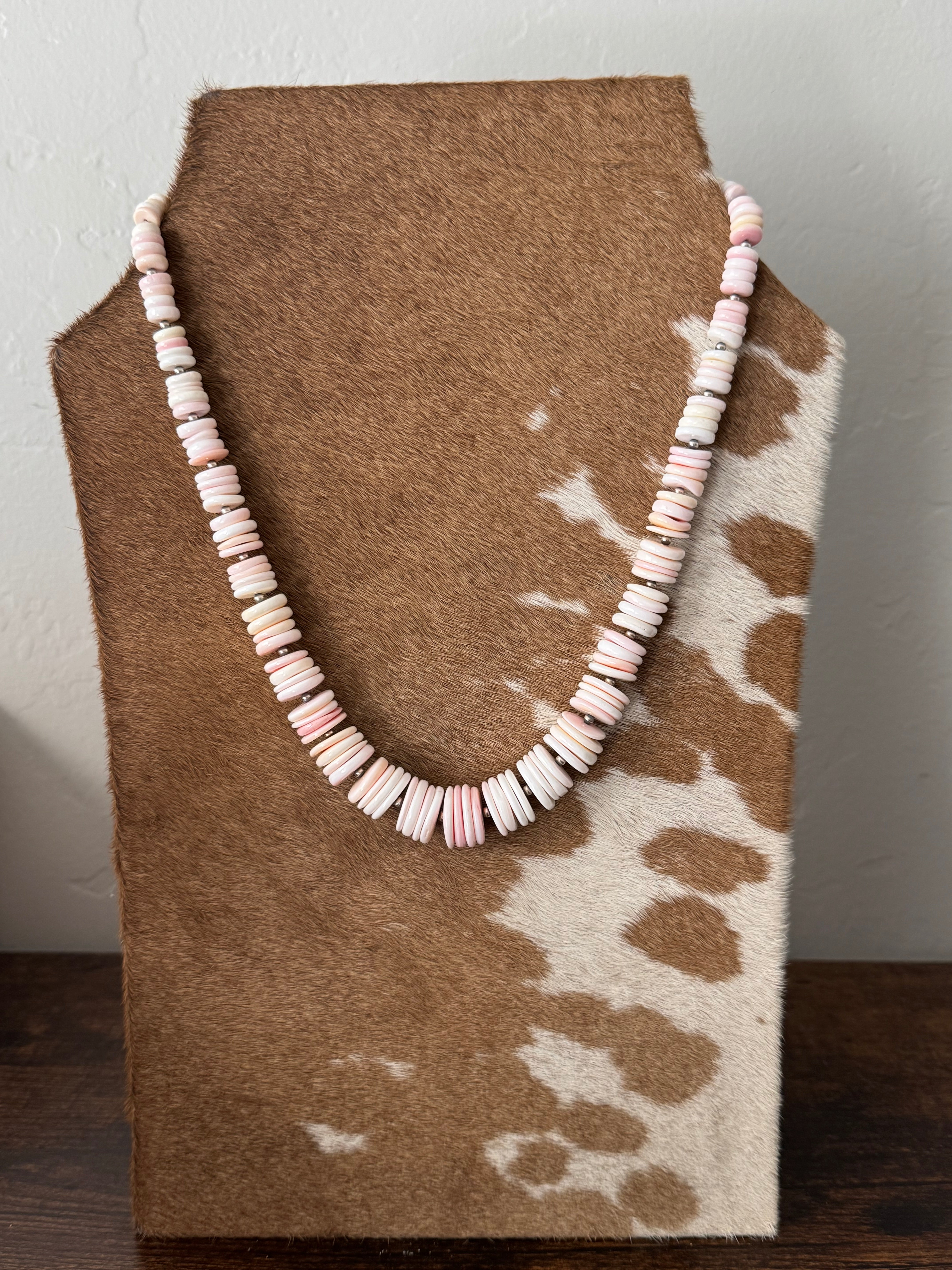 Navajo Strung Pink Conch & Sterling Silver Beaded Necklace