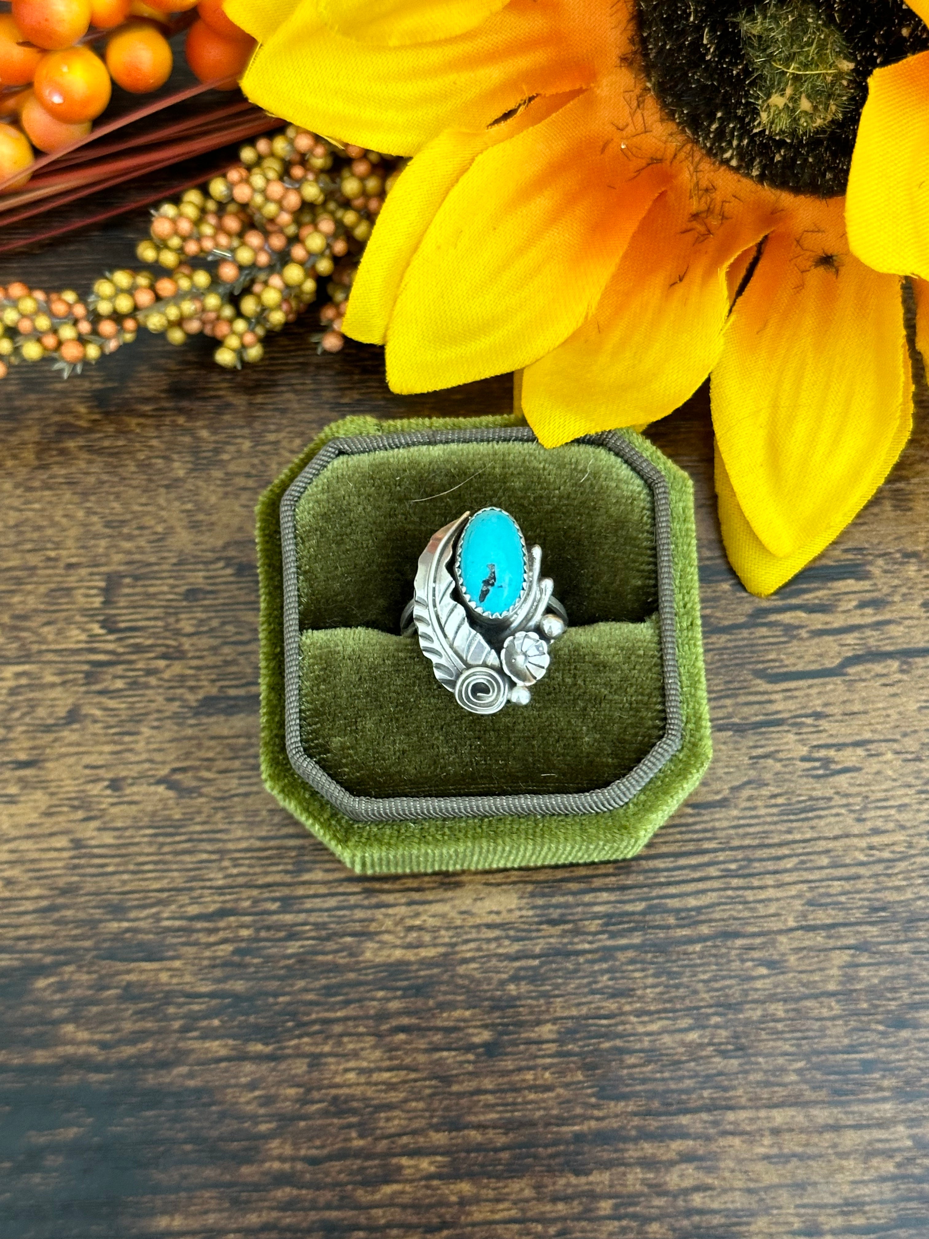 Navajo Made Kingman Turquoise & Sterling Silver Ring