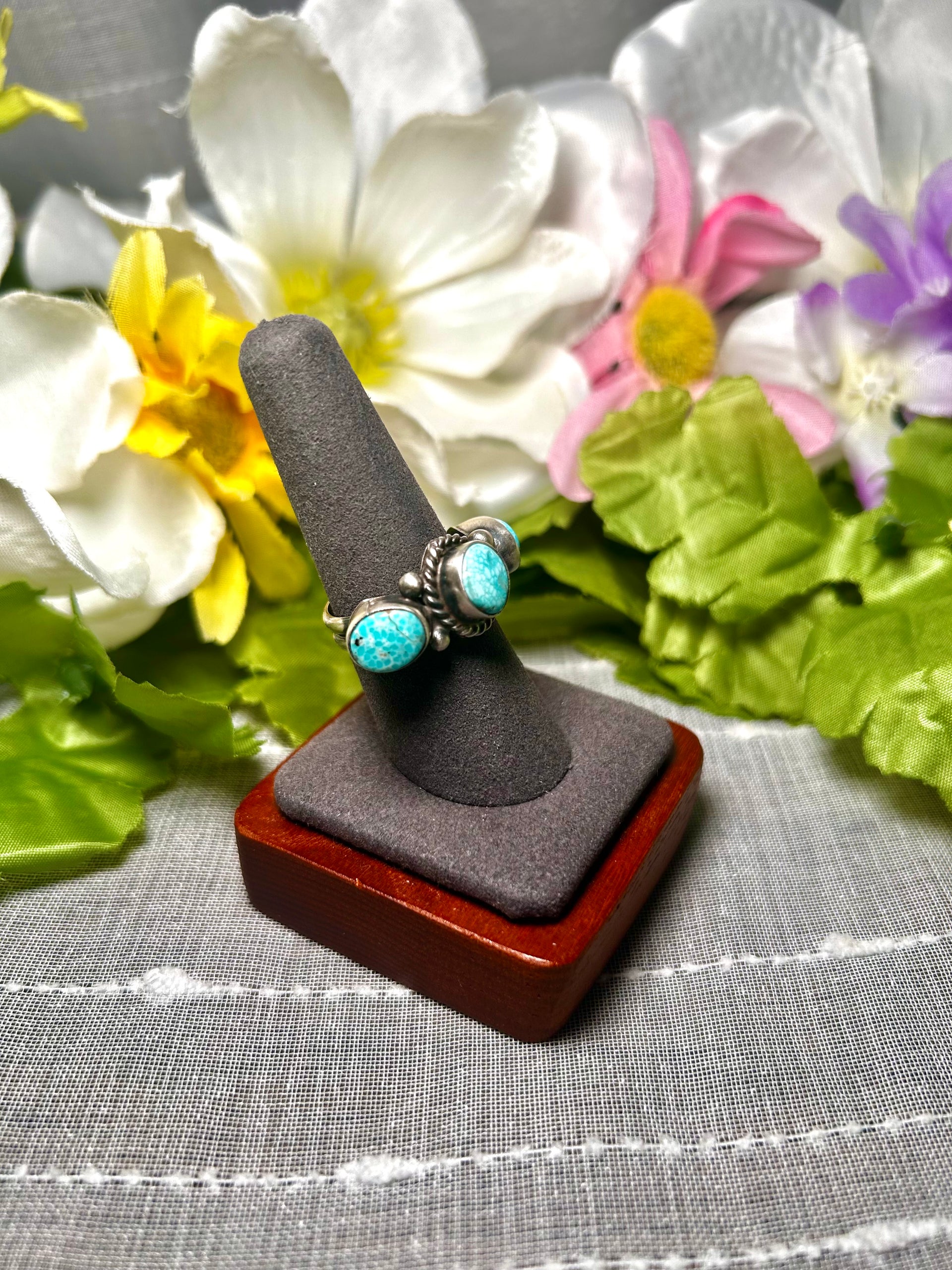 Navajo Made White Water Turquoise & Sterling Silver Ring Size 8