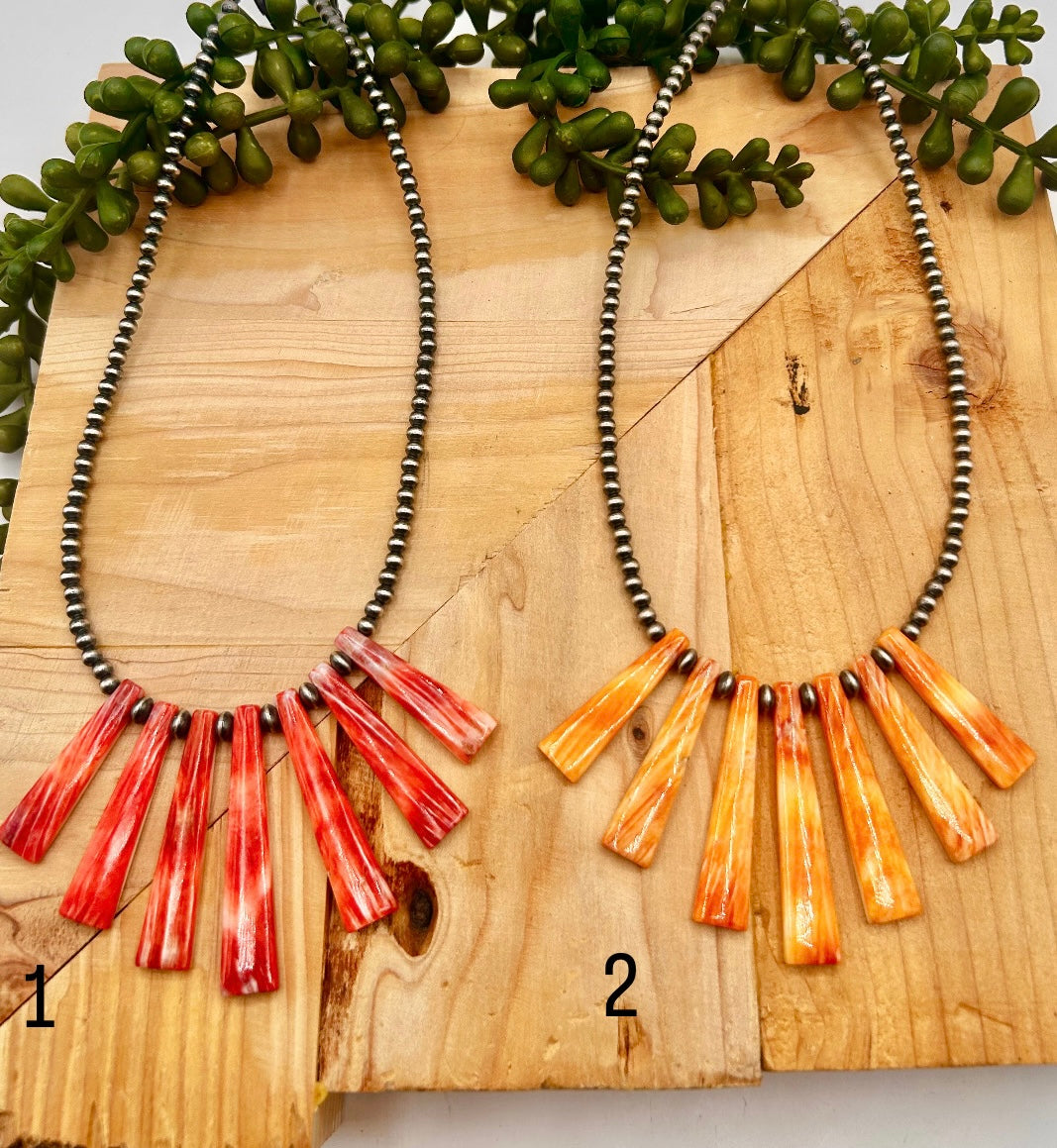 Navajo Strung Spiny Oyster & Sterling Silver Necklace