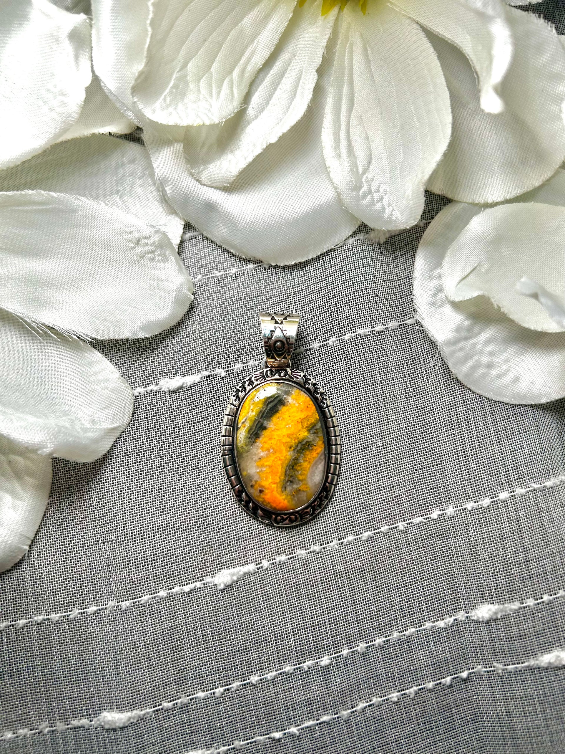 Alex Begg Navajo Made BB Agate & Sterling Silver Pendant