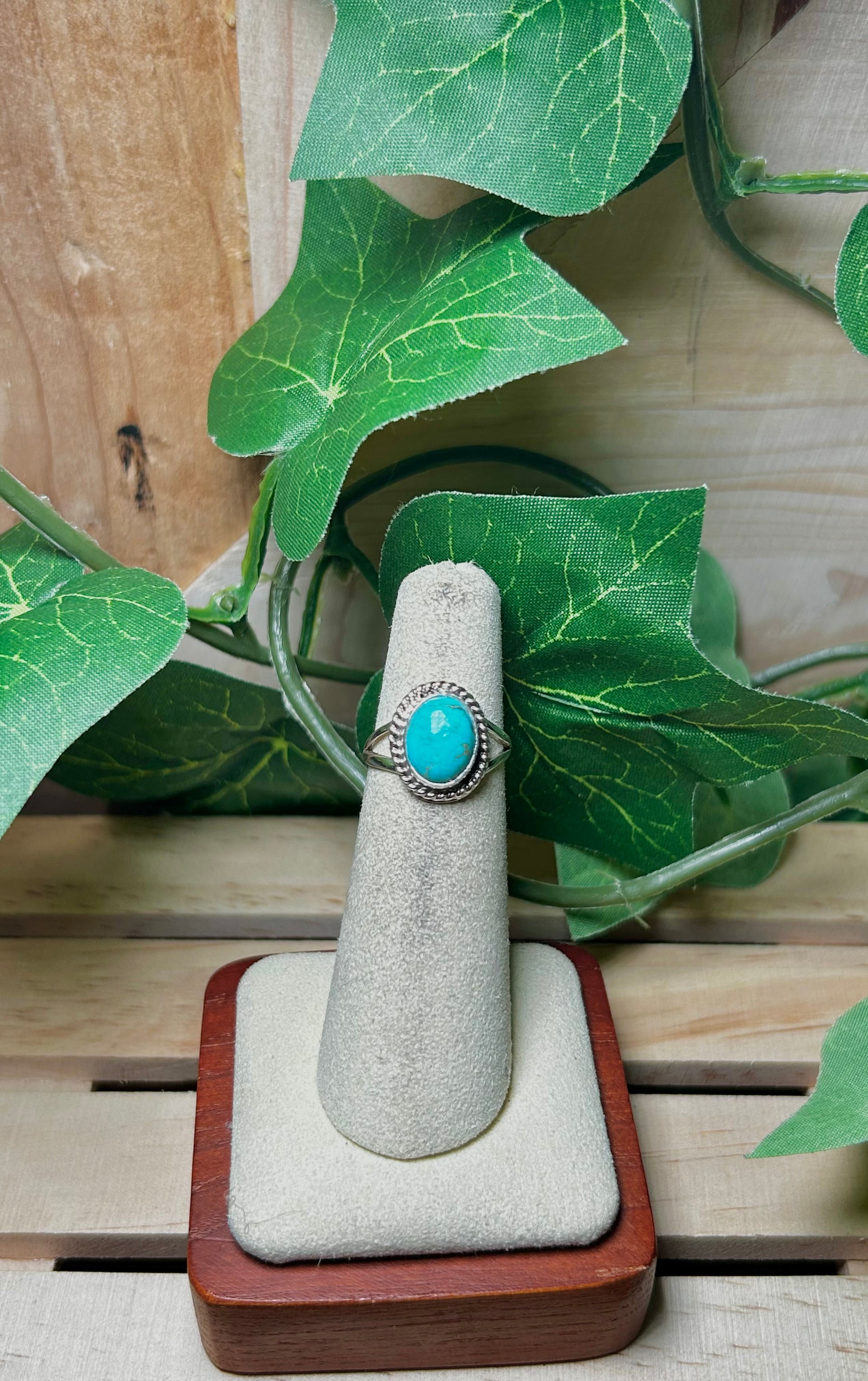 Navajo Made Kingman Turquoise & Sterling Sliver Cluster Ring Size 4.25