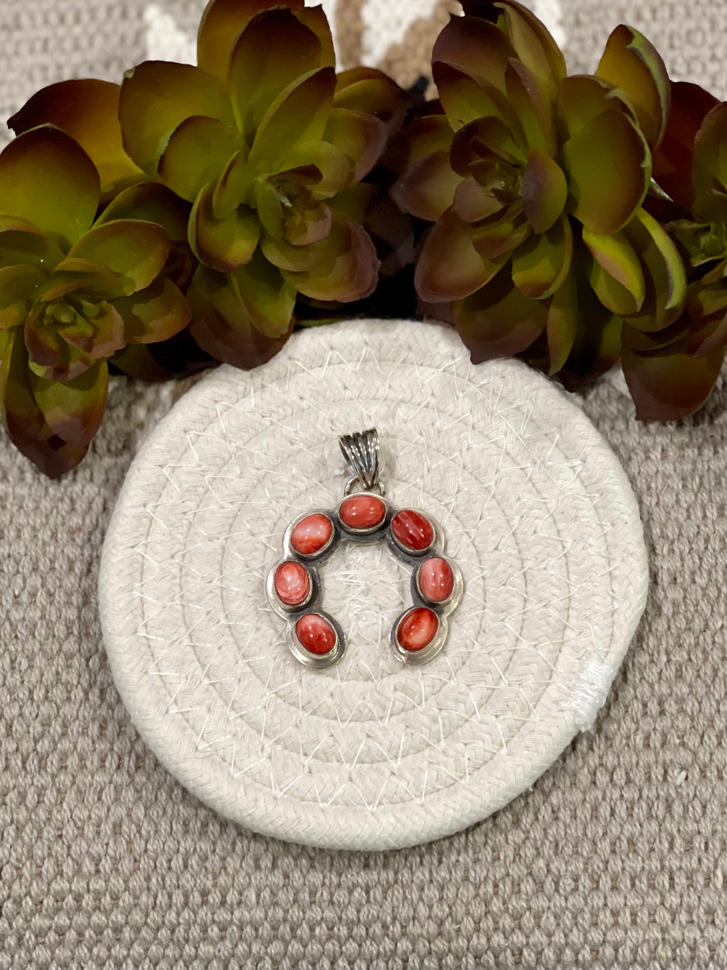 Southwest Handmade Spiny Oyster & Sterling Silver Naja Pendant