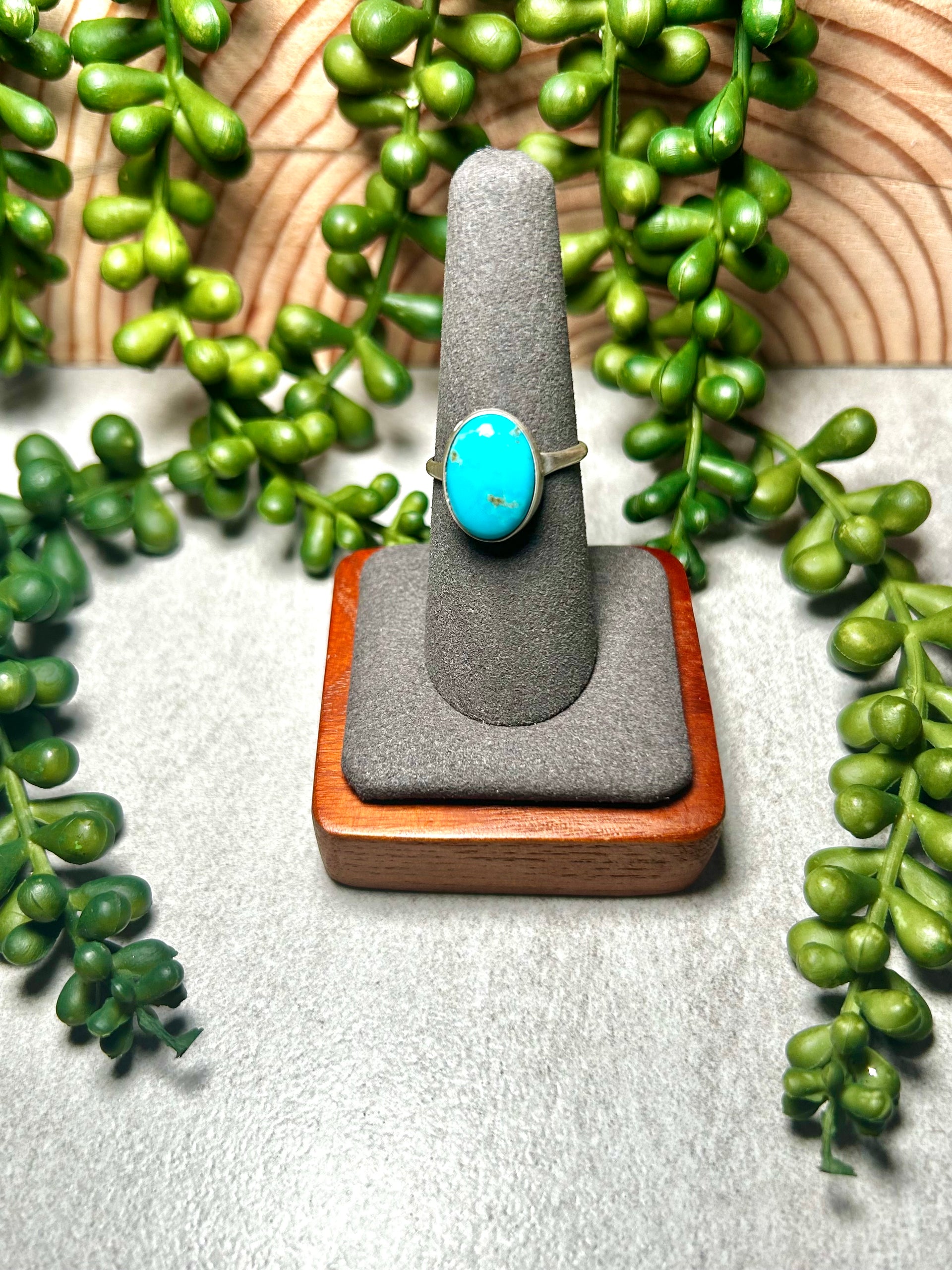 Navajo Made Kingman Turquoise & Sterling Silver Ring Size 7.75