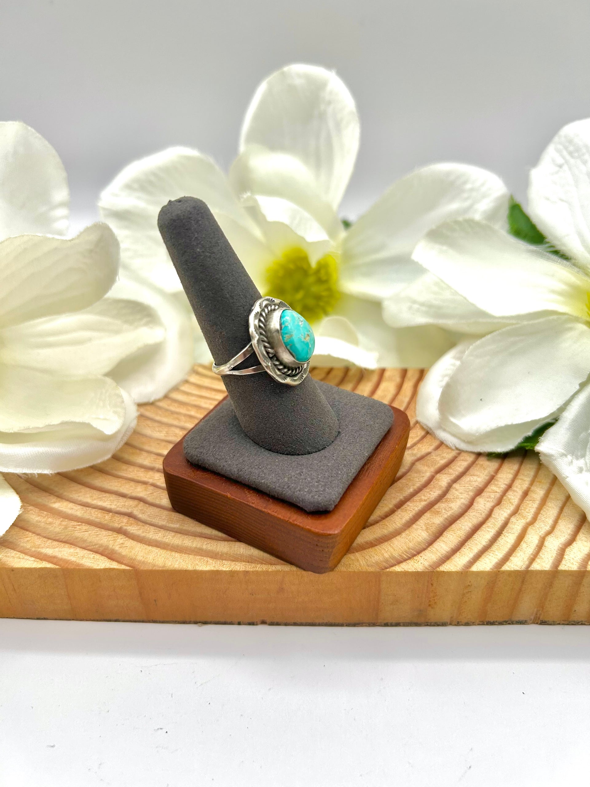 Navajo Made Royston Turquoise & Sterling Silver Ring Size 8.25