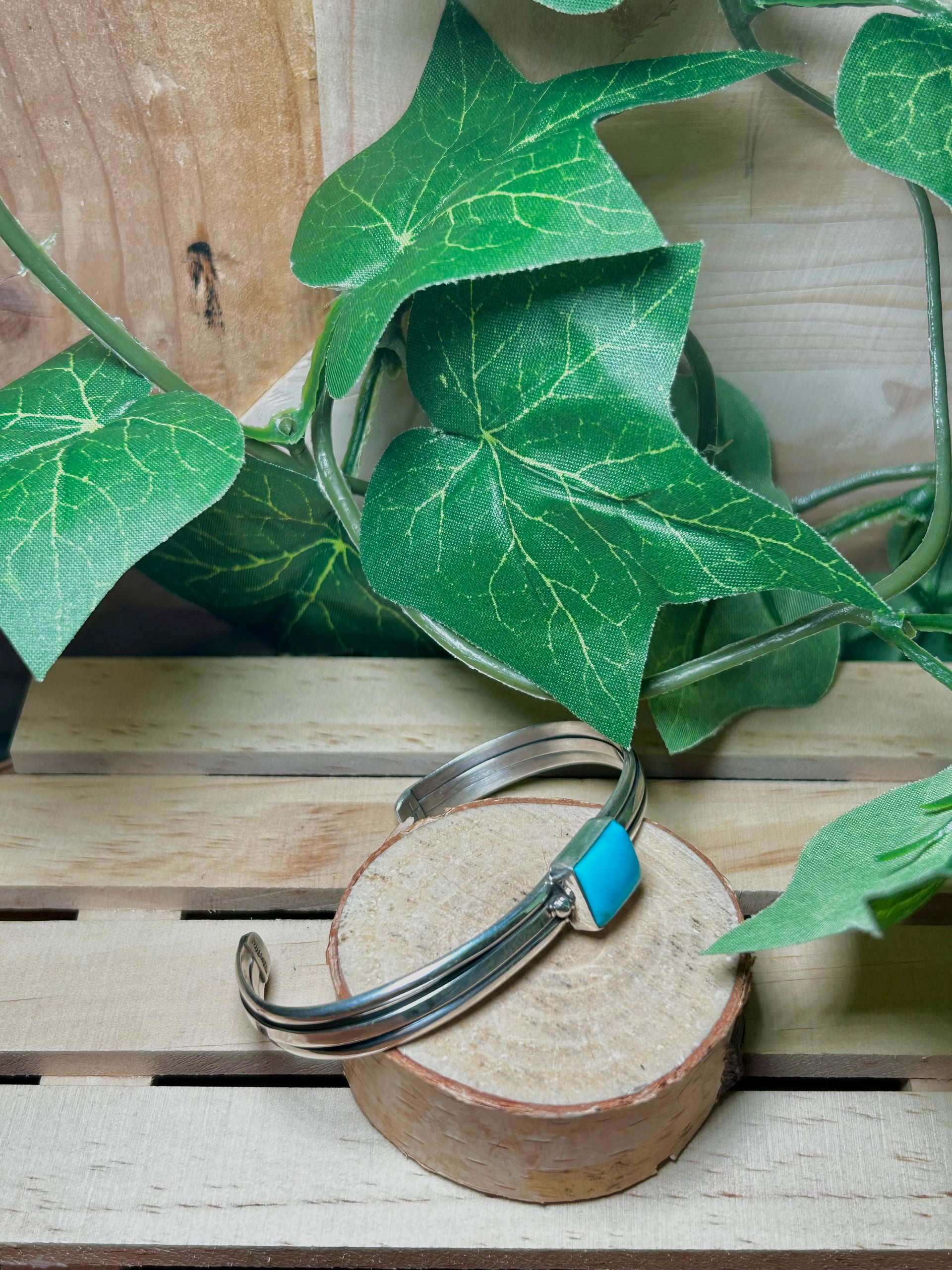 Navajo Made Kingman Turquoise & Sterling Silver Cuff Bracelet