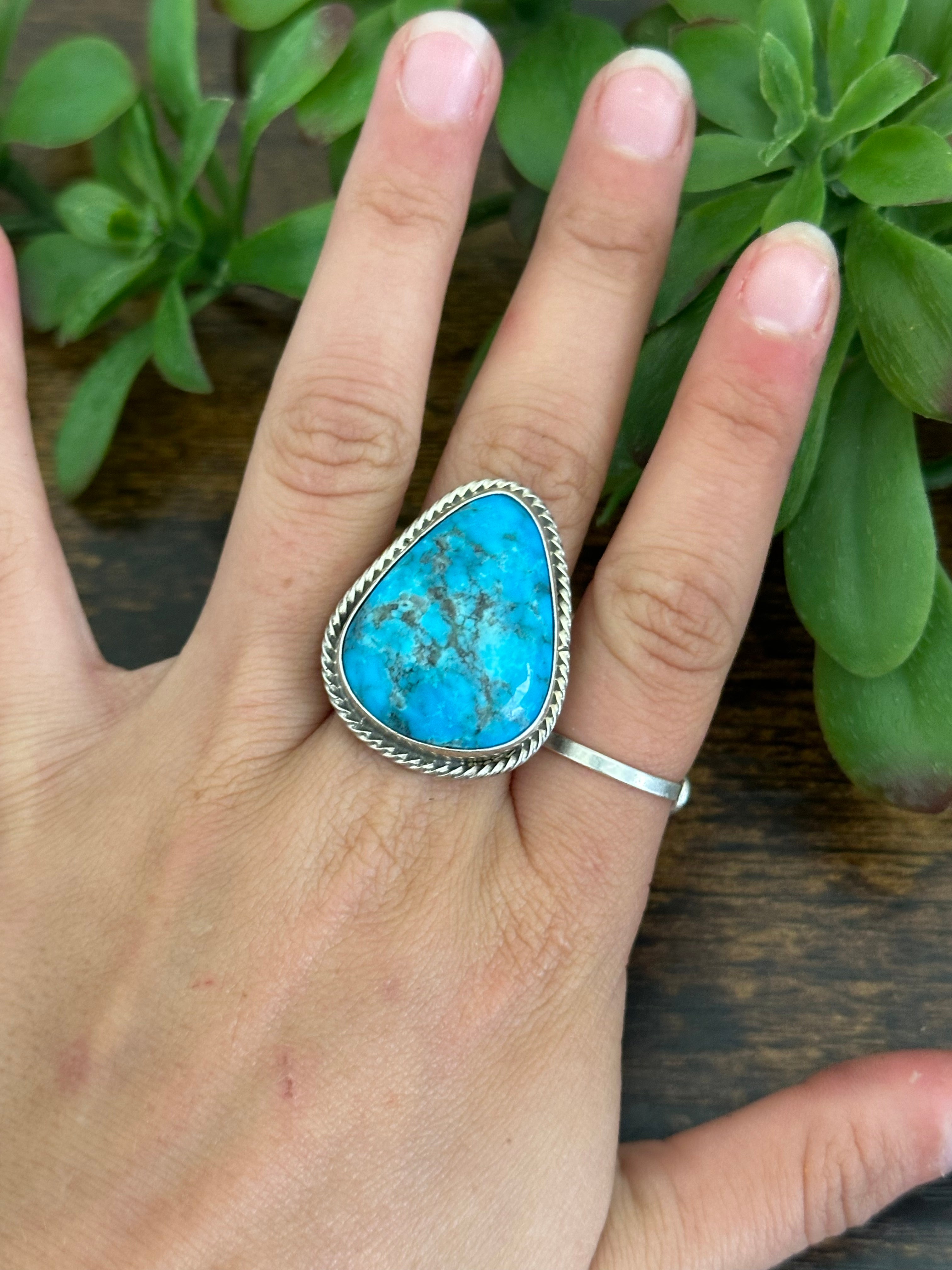 Navajo Made Kingman Turquoise & Sterling Silver Ring Size 8.25