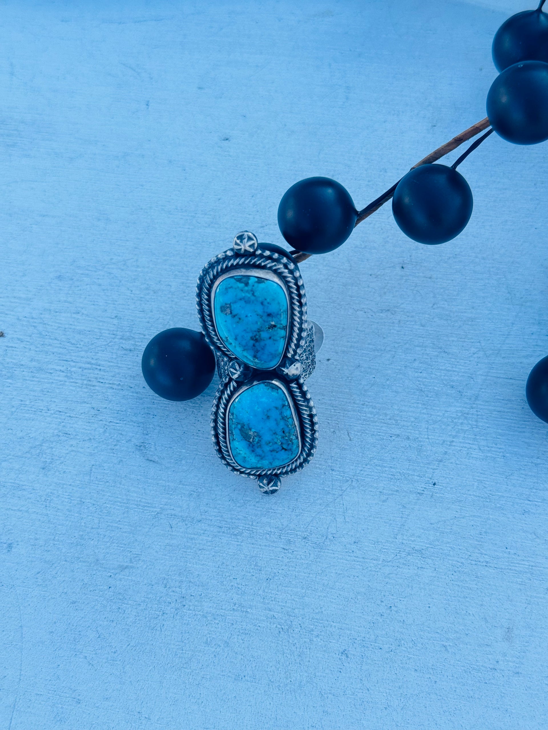 Navajo Made High Grade Kingman Turquoise & Sterling Silver Ring Size 8.5