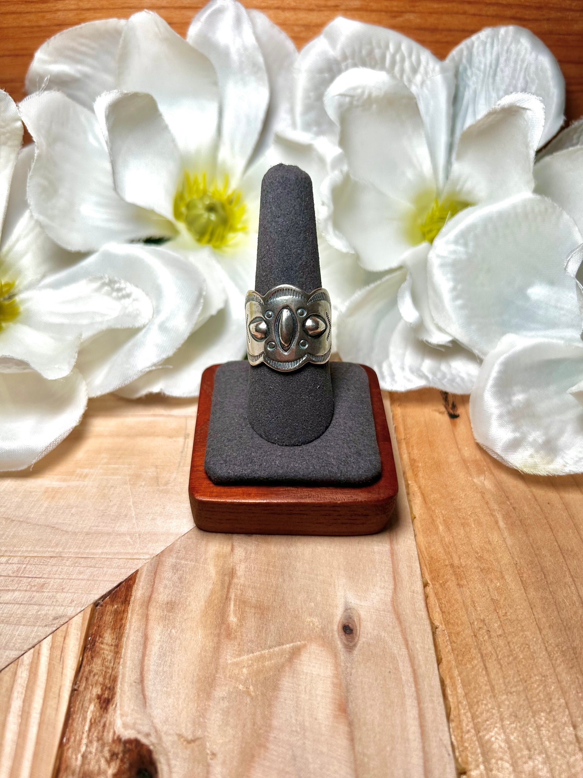 Navajo Made Sterling Silver Ring Size 9